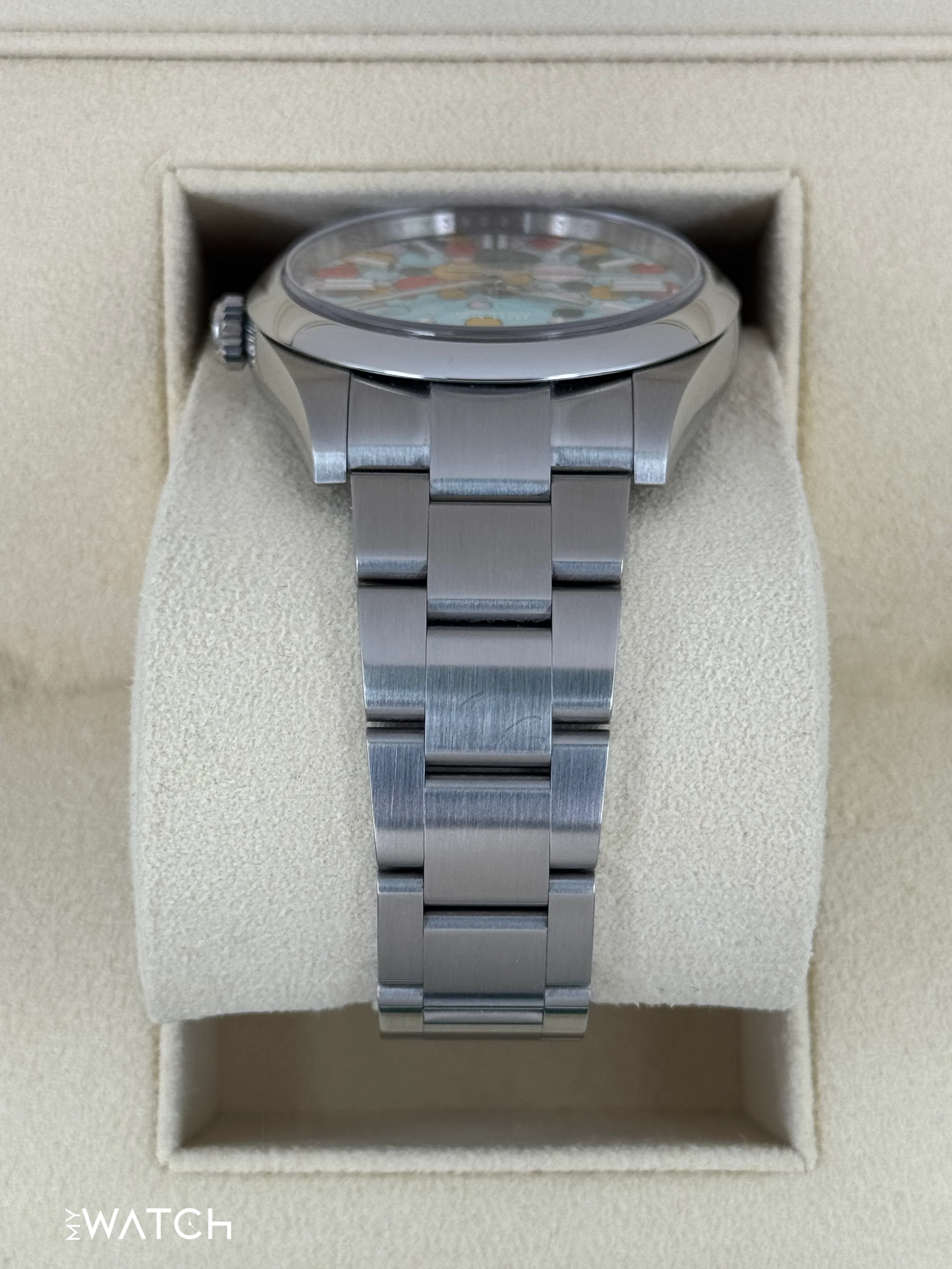 2024 Rolex Oyster Perpetual 41mm 124300 Celebration Dial - Image 4