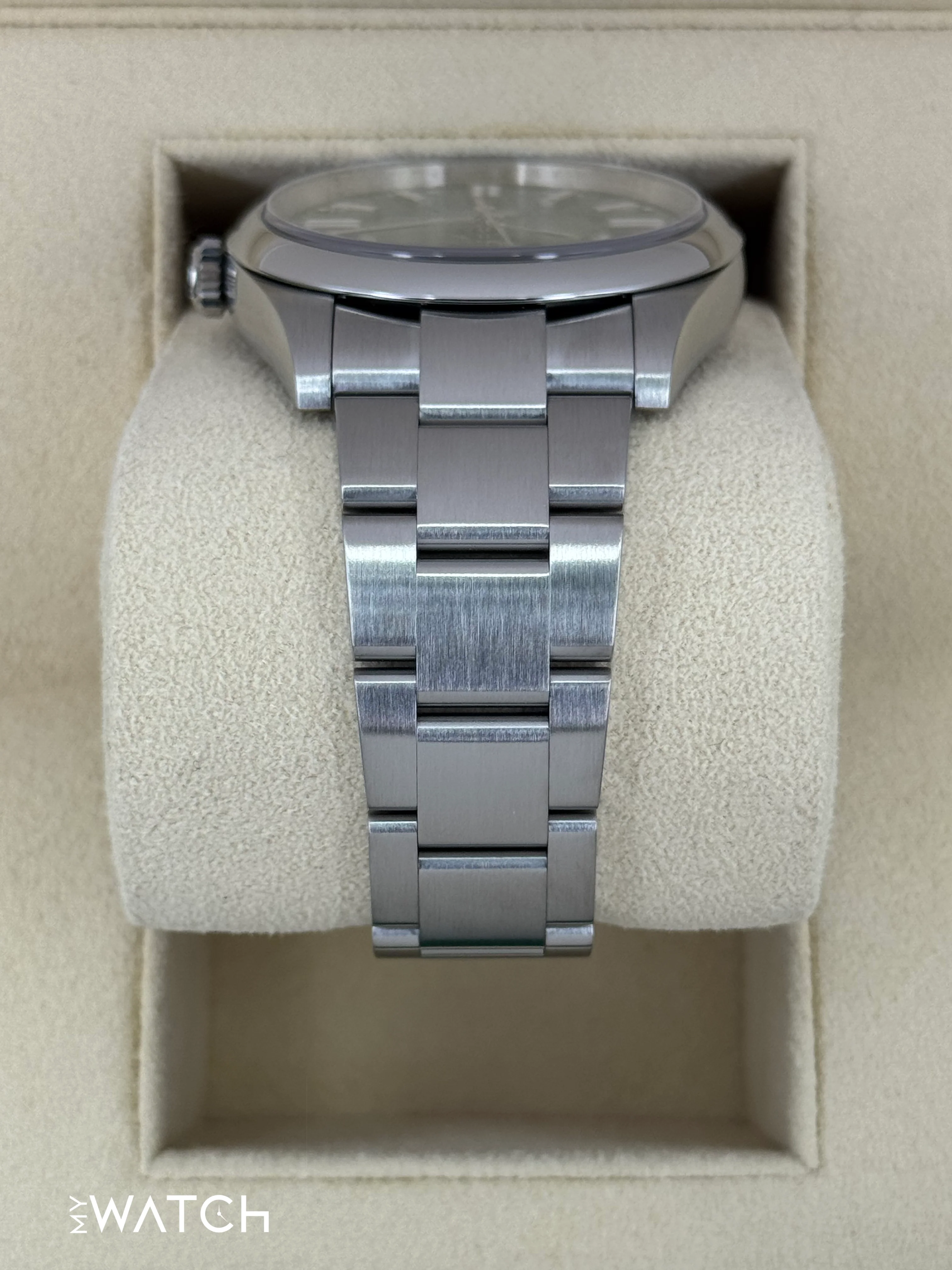 2024 Rolex Oyster Perpetual 41mm 124300 Green Dial - Image 4