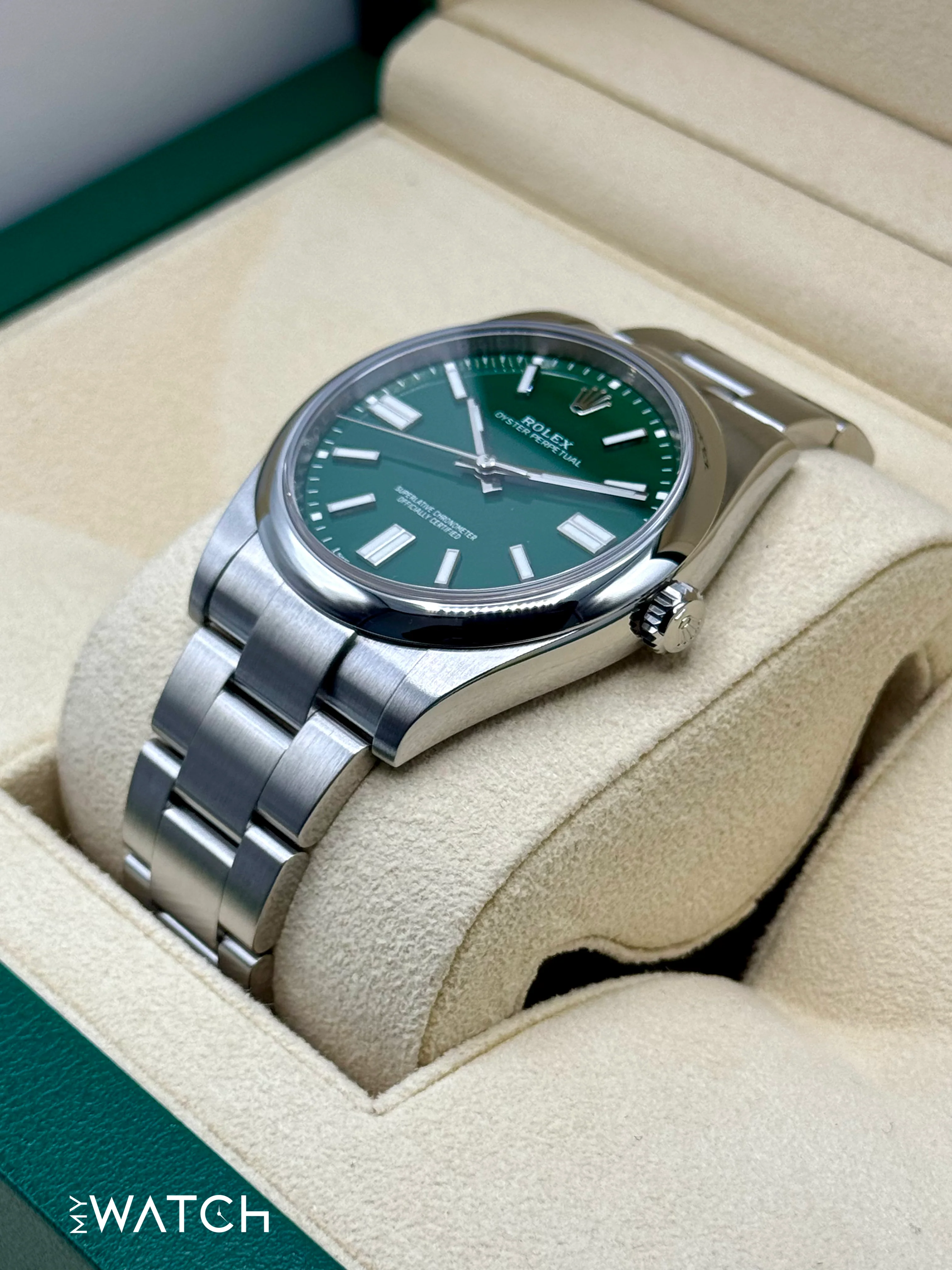 2024 Rolex Oyster Perpetual 41mm 124300 Green Dial - Image 5
