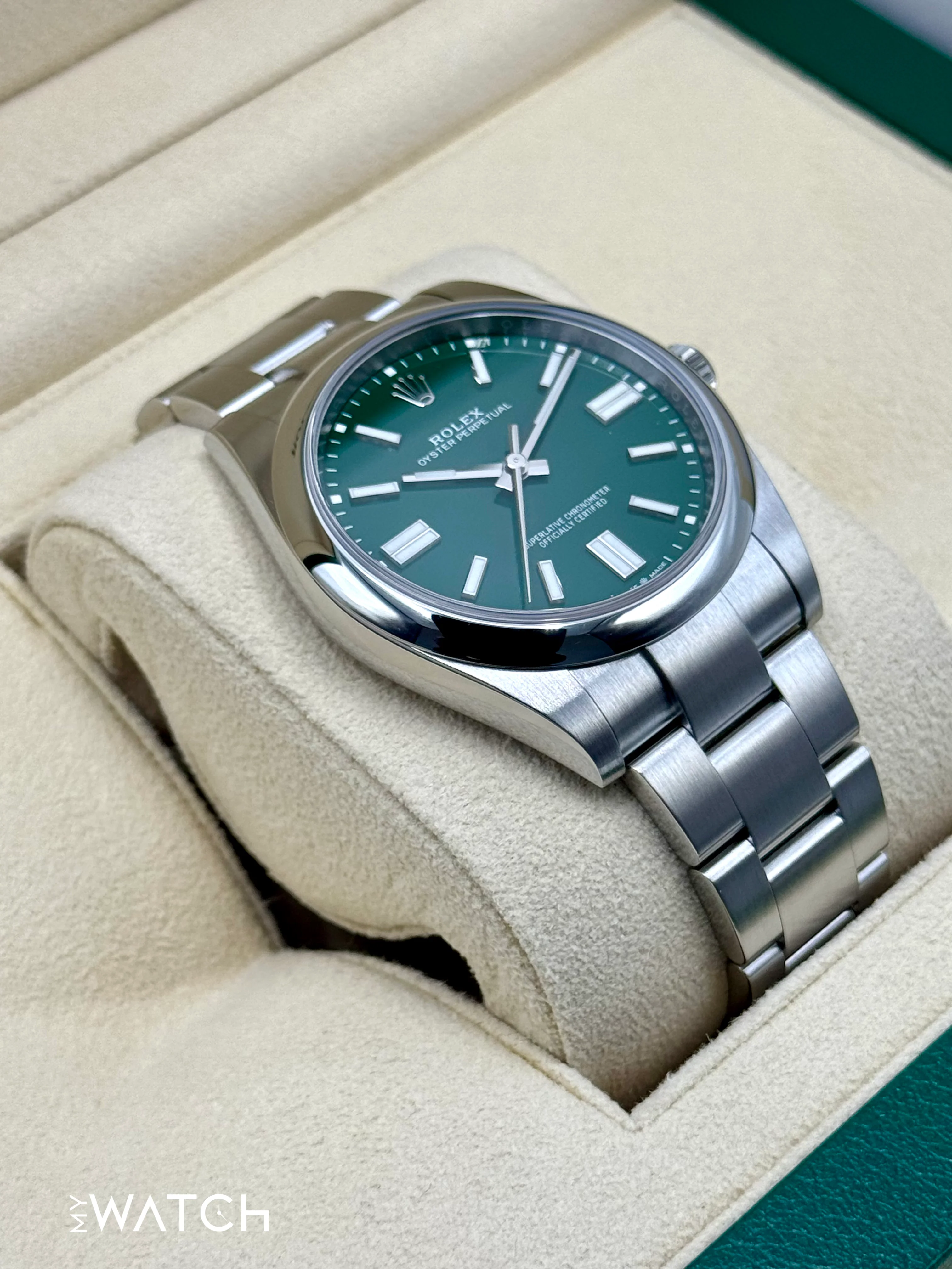 2024 Rolex Oyster Perpetual 41mm 124300 Green Dial - Image 6