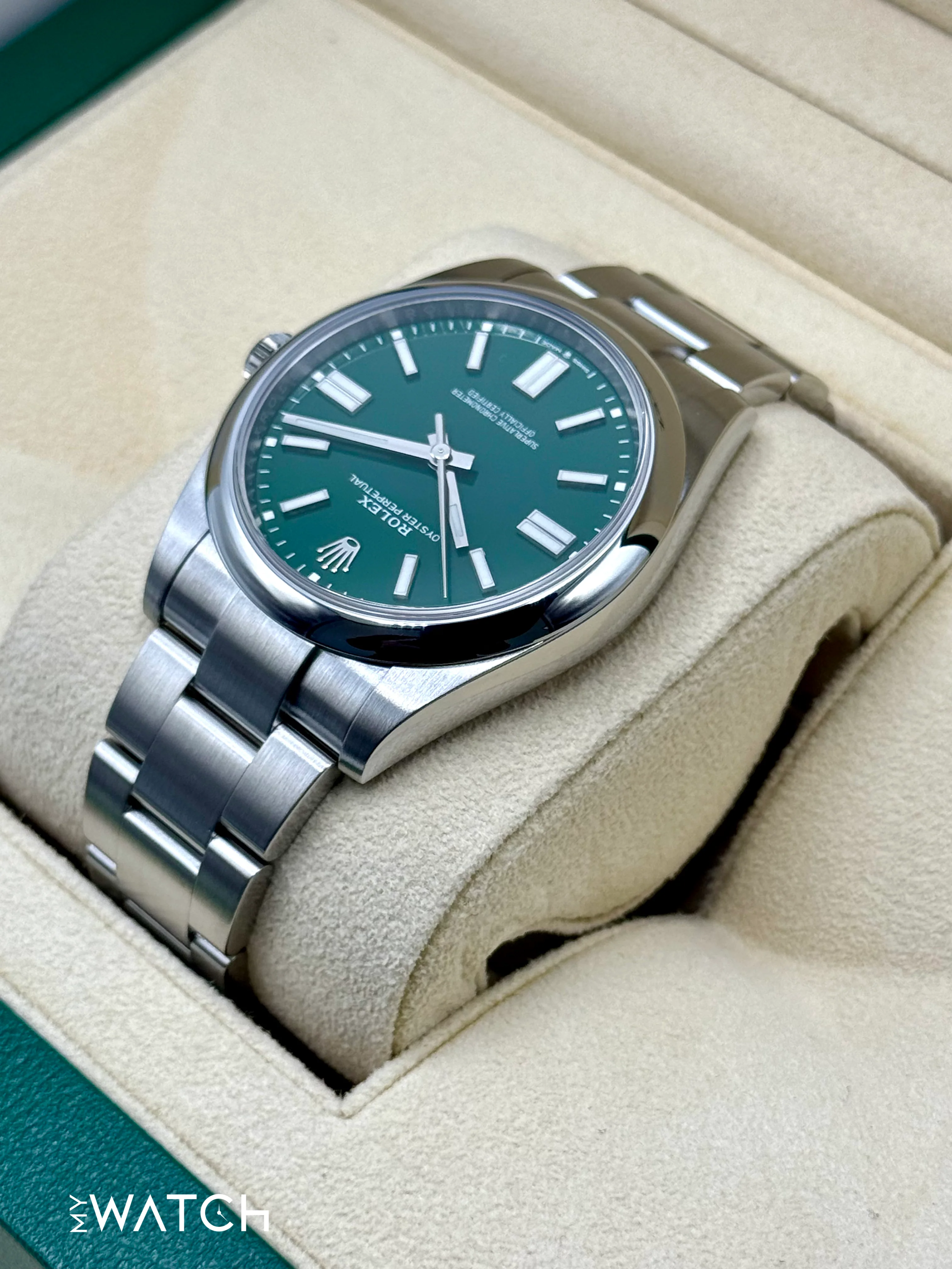 2024 Rolex Oyster Perpetual 41mm 124300 Green Dial - Image 7