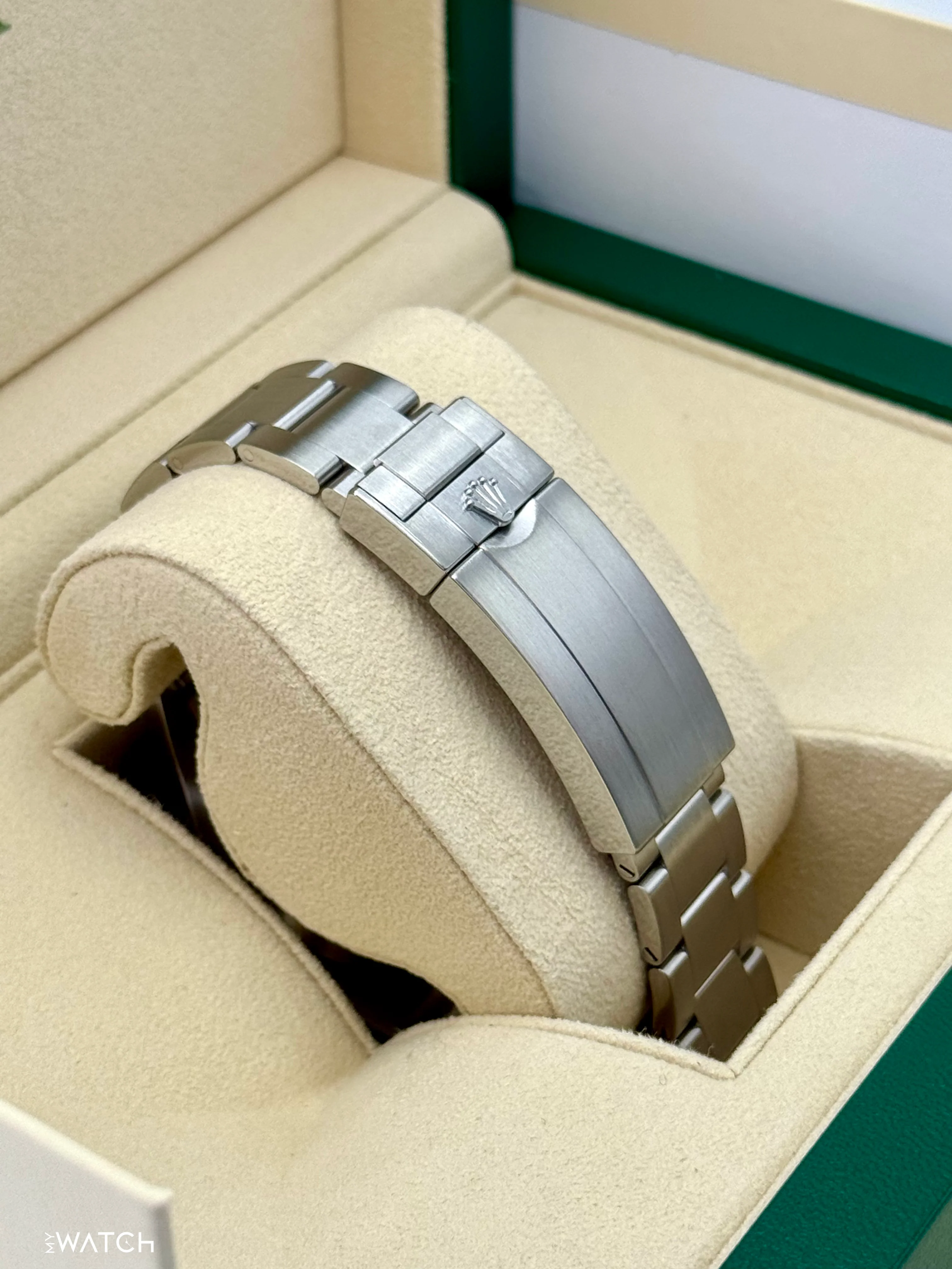 2024 Rolex Sea-Dweller 43mm 126600 Black Dial - Image 2