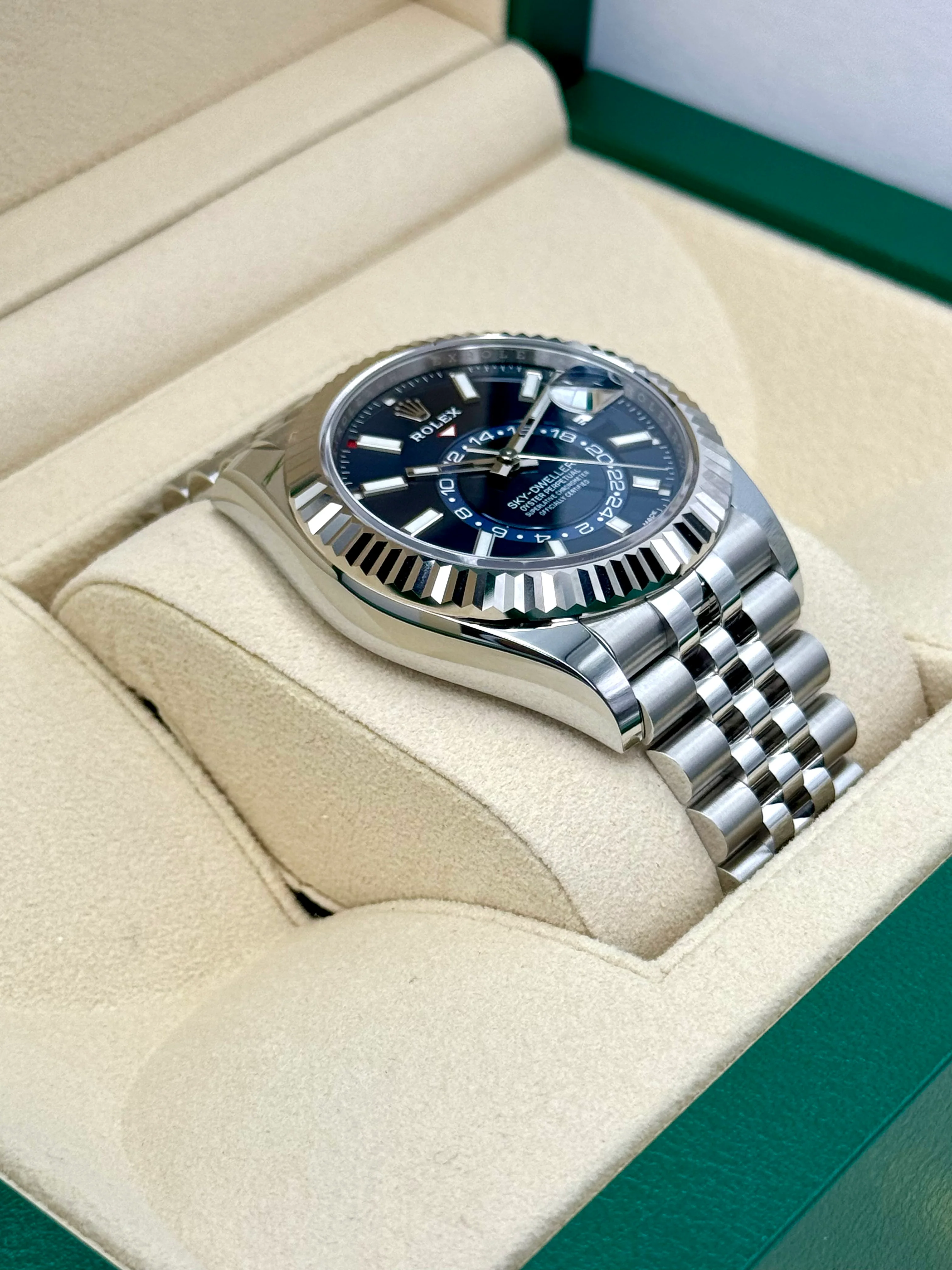 NEW 2024 Rolex Sky-Dweller 42mm 326934 Jubilee Blue Dial - Image 6