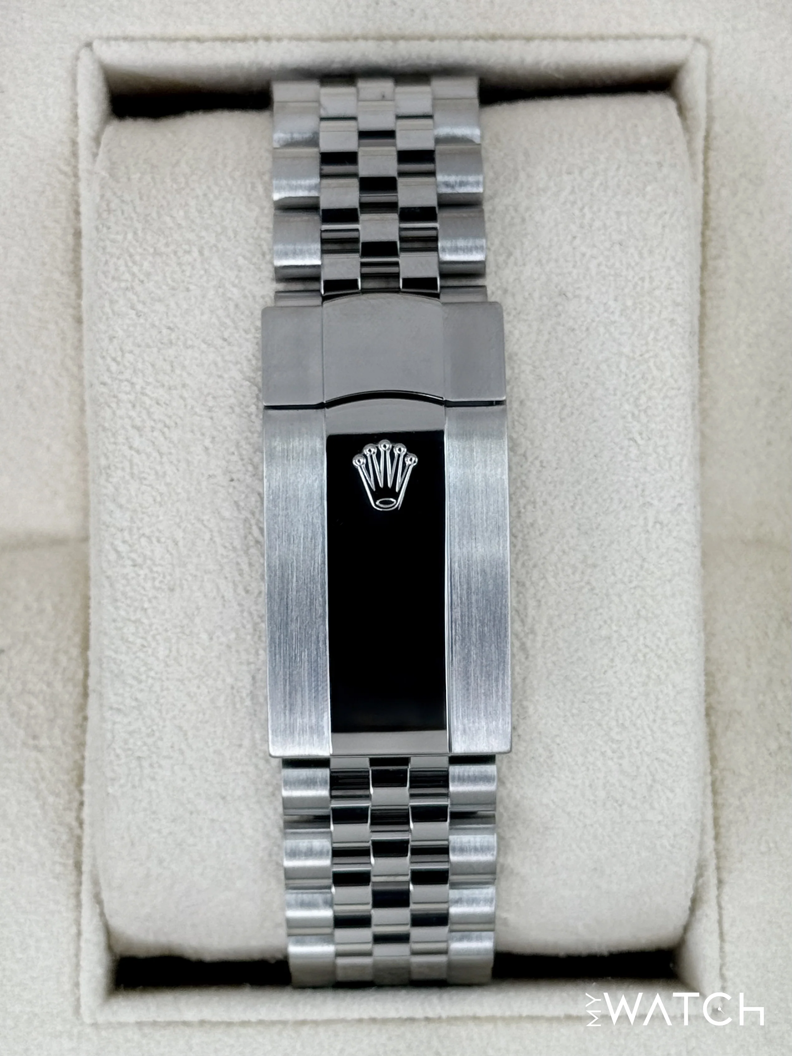 2024 Rolex Sky-Dweller 42mm 336934 Jubilee Blue Dial - Image 2
