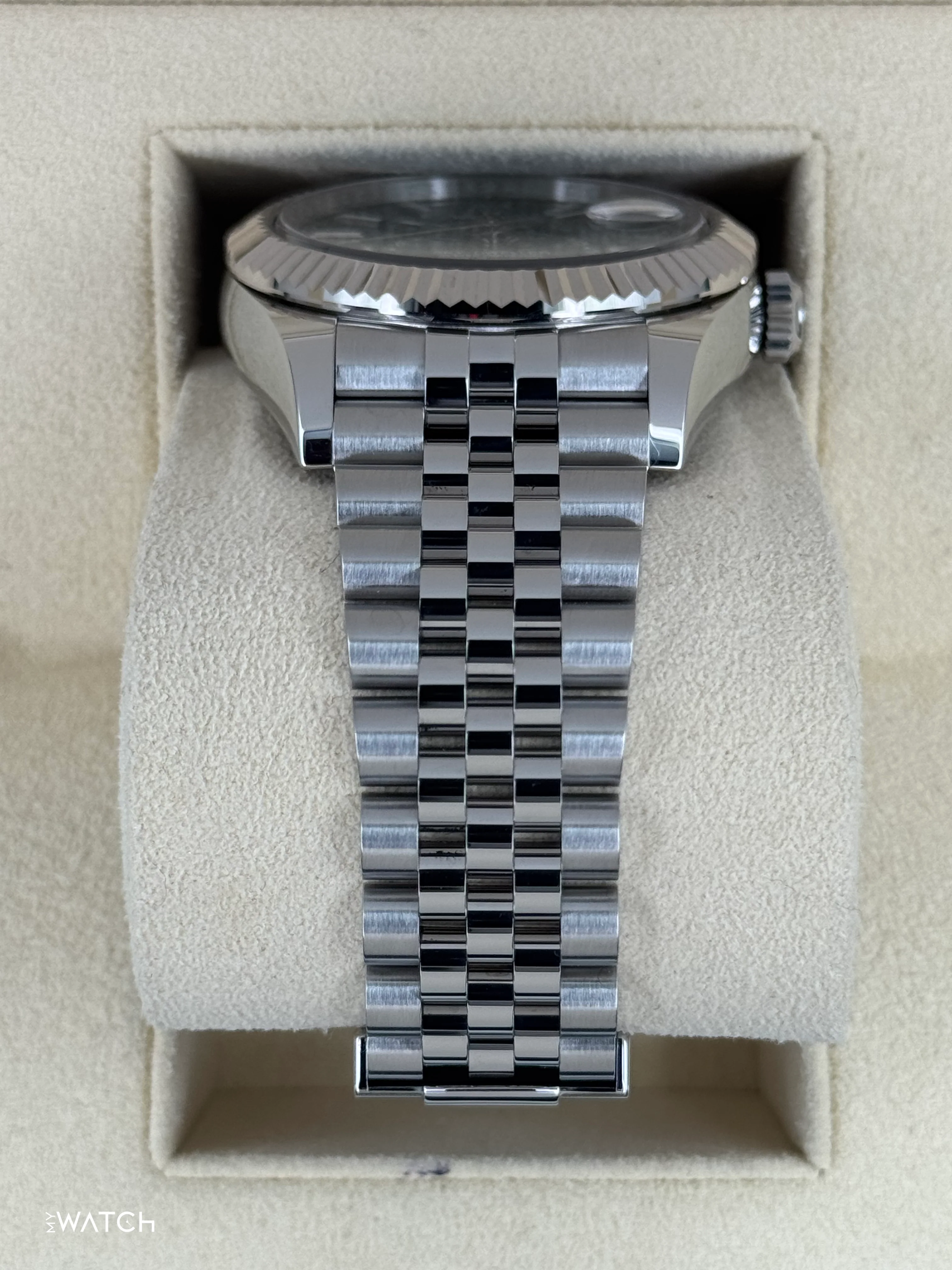 2024 Rolex Sky-Dweller 42mm 336934 Jubilee Green Dial - Image 3