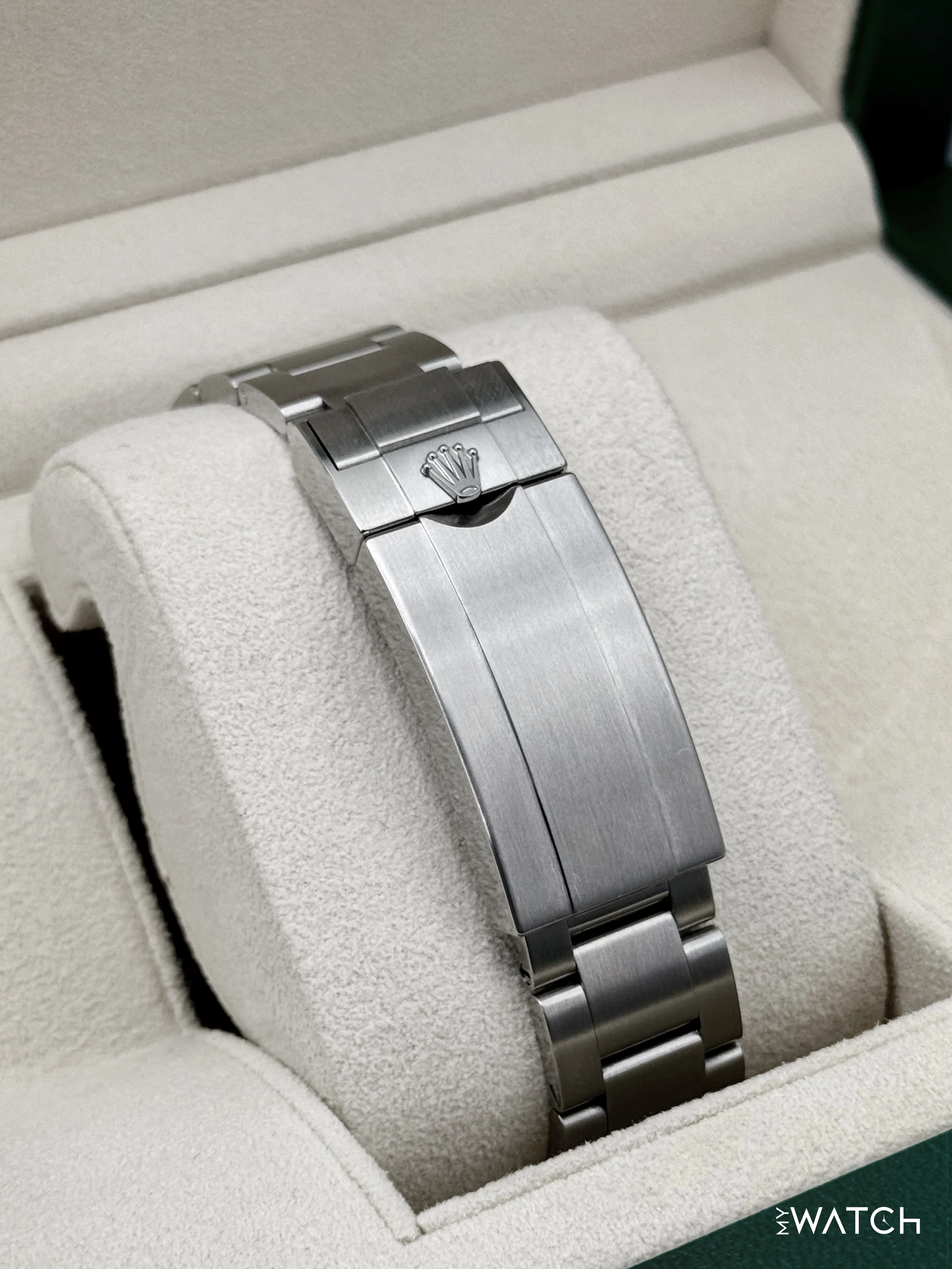 2024 Rolex Submariner 41mm 124060 Stainless Steel Black Dial - Image 2