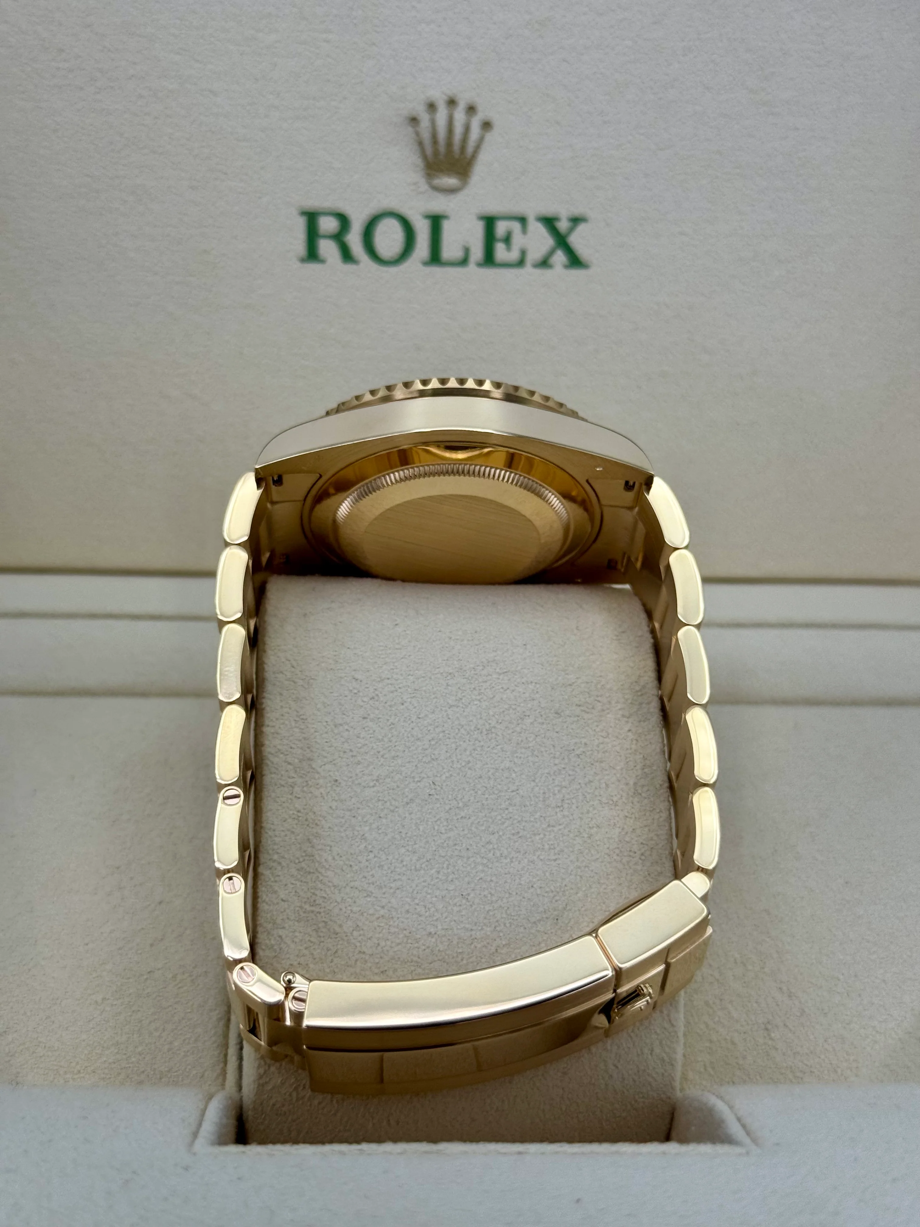 2024 Rolex Submariner "Bluesy" 41mm 126618LB Yellow Gold Blue Dial - Image 10