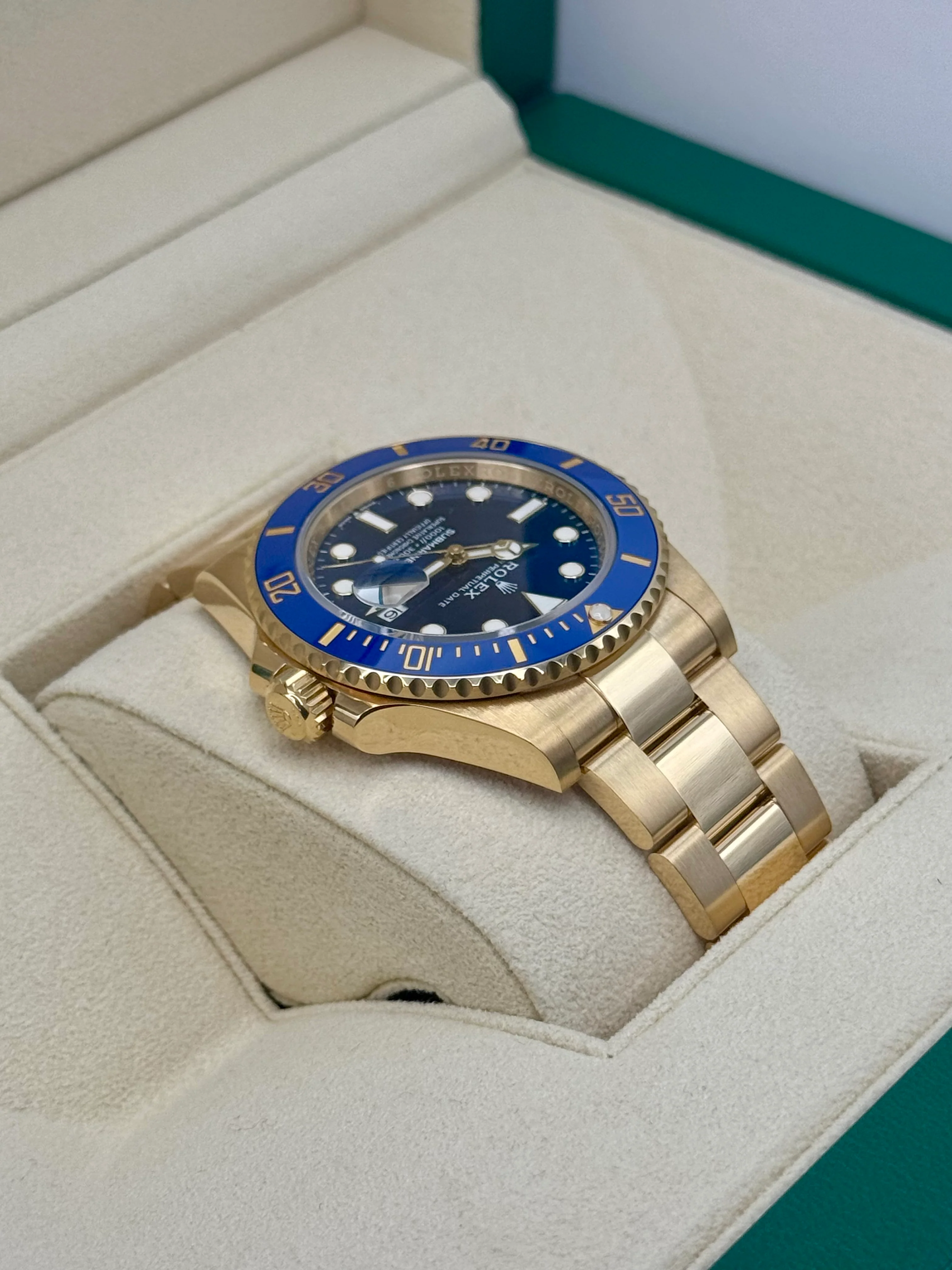 2024 Rolex Submariner "Bluesy" 41mm 126618LB Yellow Gold Blue Dial - Image 8