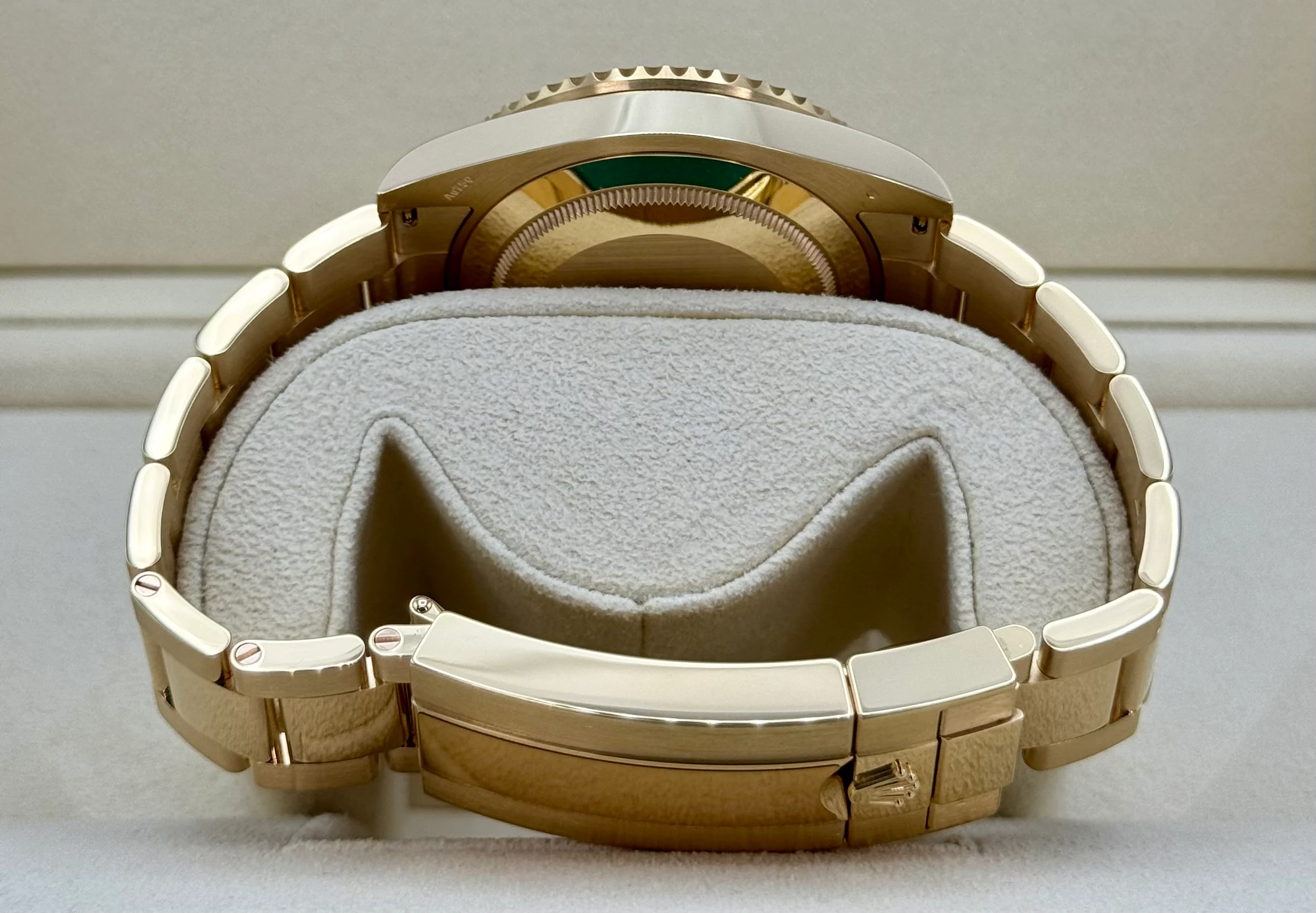 2024 Rolex Submariner "Bluesy" 41mm 126618LB Yellow Gold Blue Dial - Image 10