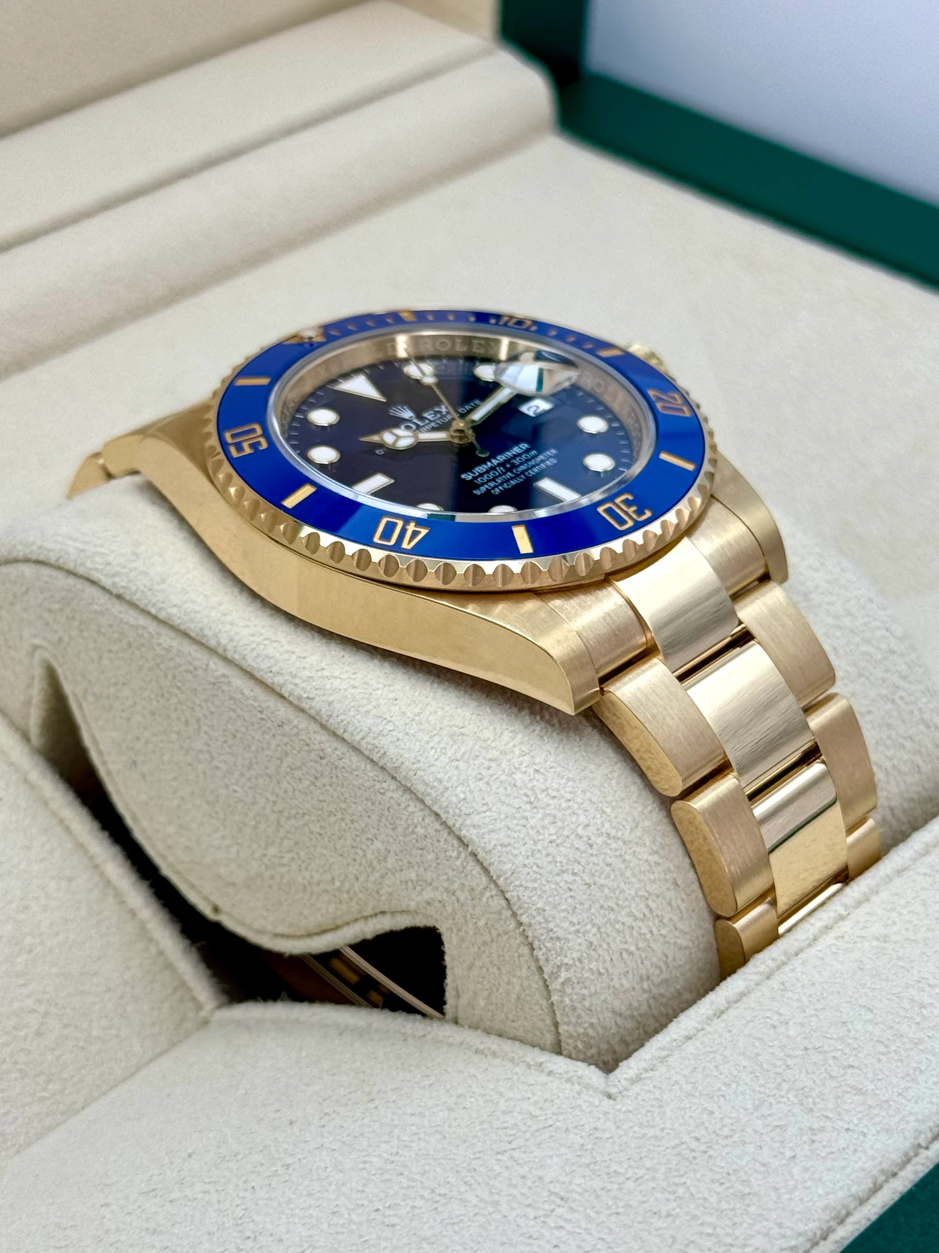 2024 Rolex Submariner "Bluesy" 41mm 126618LB Yellow Gold Blue Dial - Image 5