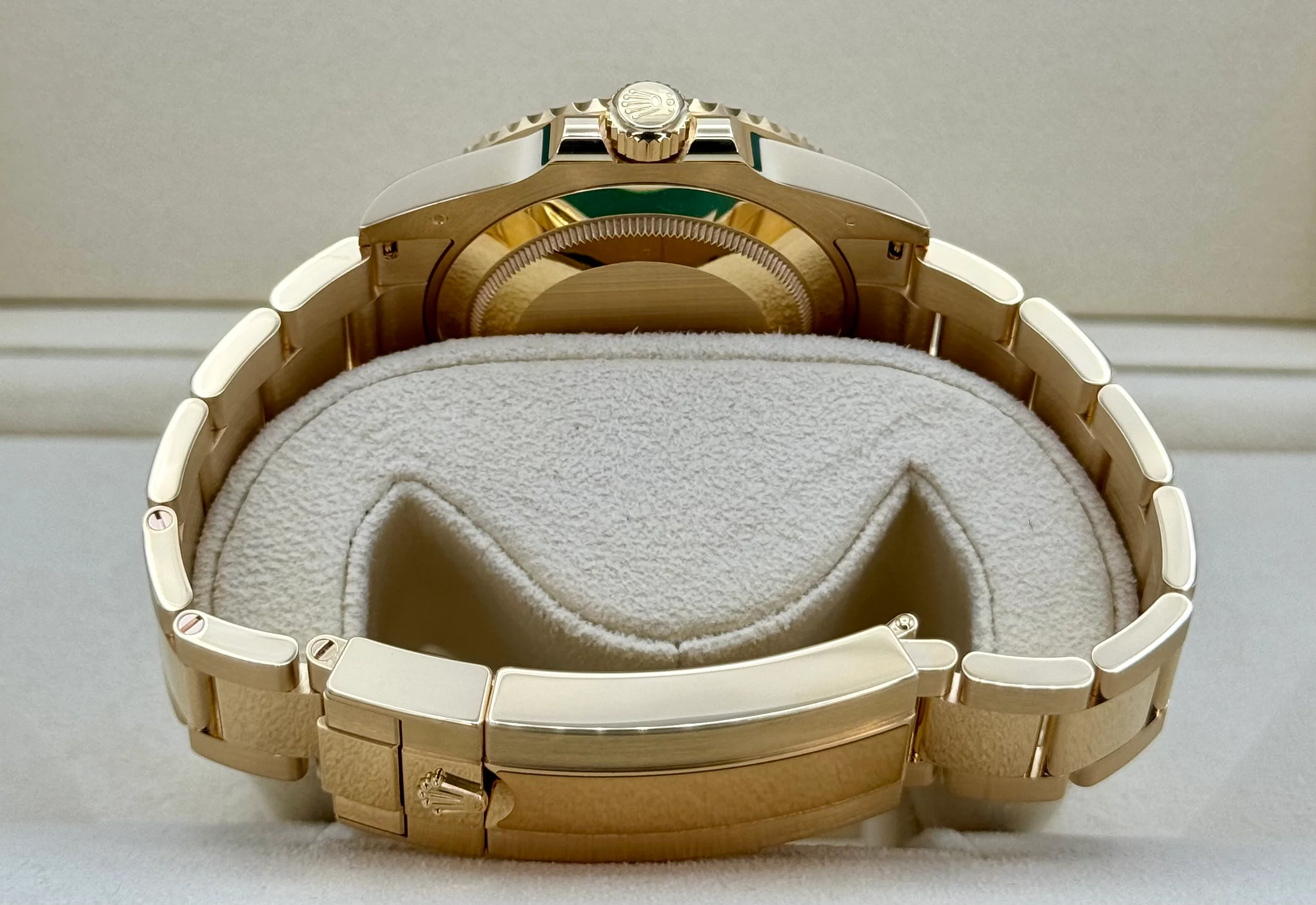 2024 Rolex Submariner "Bluesy" 41mm 126618LB Yellow Gold Blue Dial - Image 9