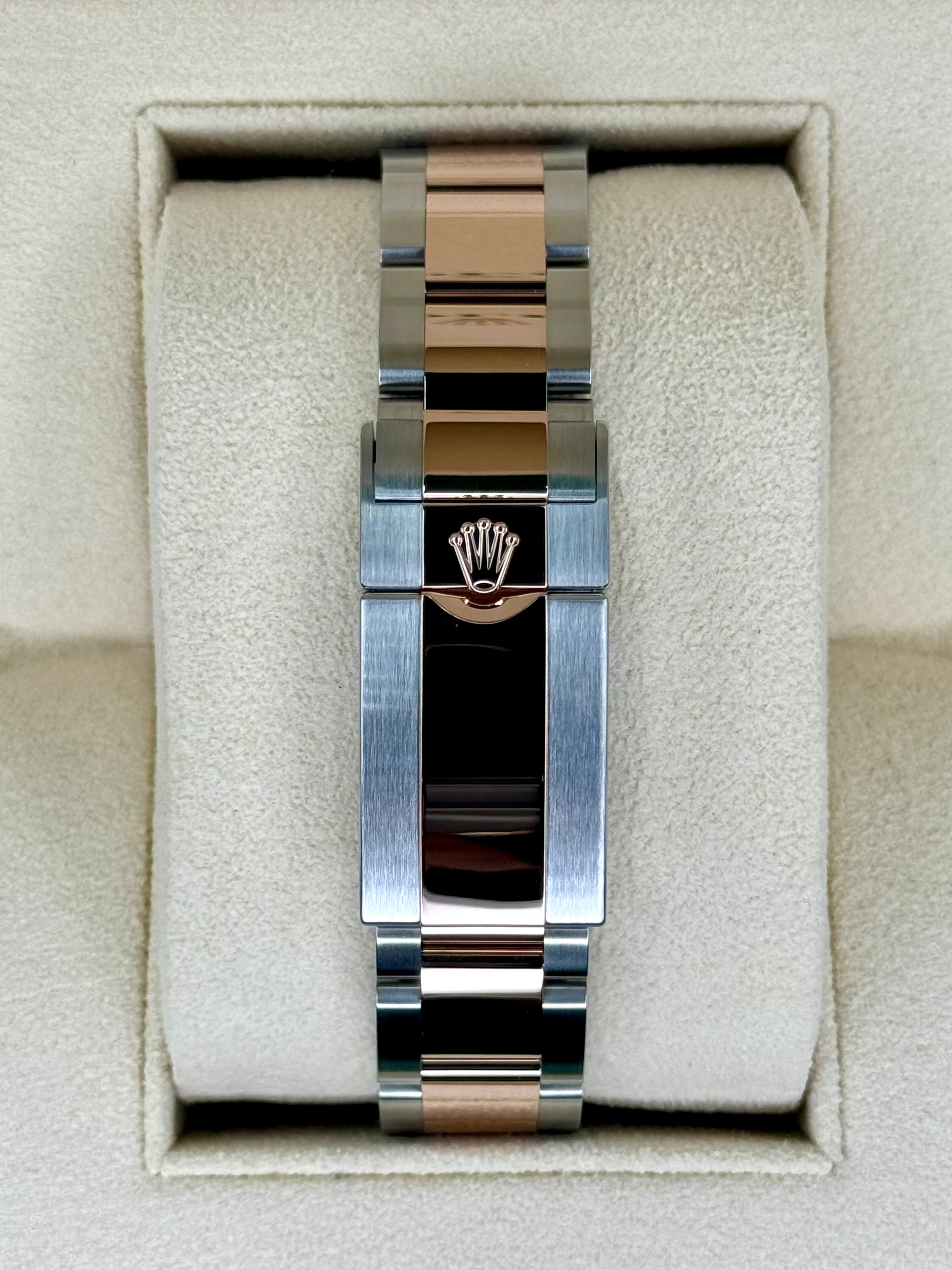 2024 Rolex Yacht-Master 40mm 126621 Two-Tone Chocolate Dial - Image 2