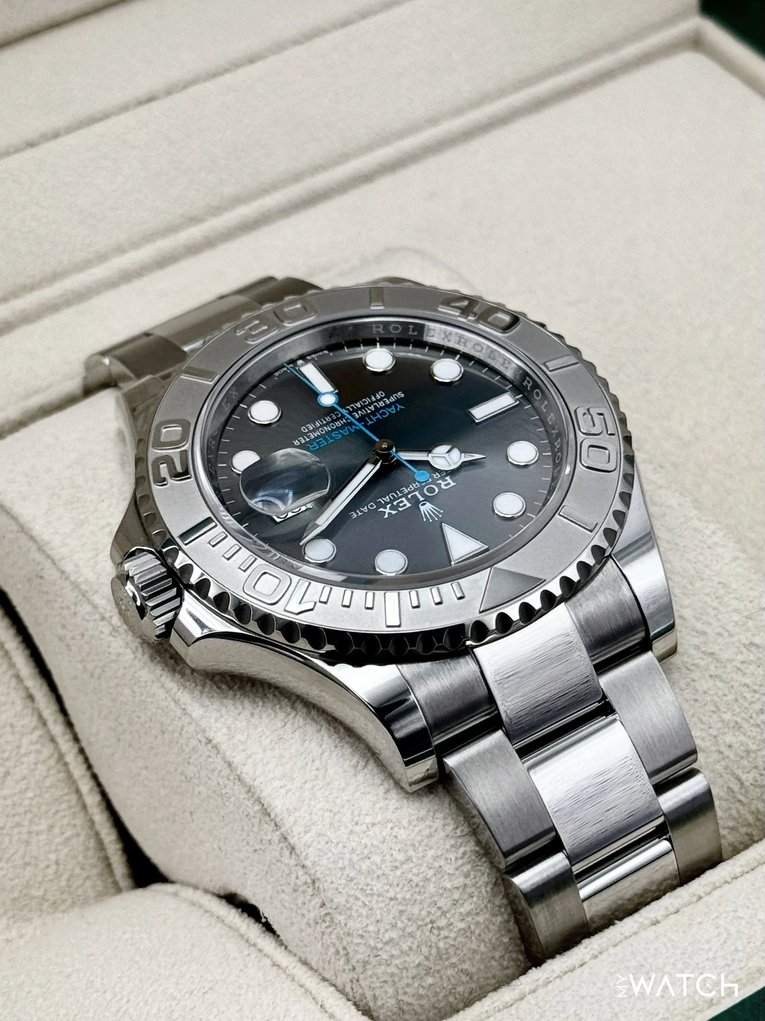 2024 Rolex Yacht-Master 40mm 126622 Stainless Steel Rhodium Dial - Image 8