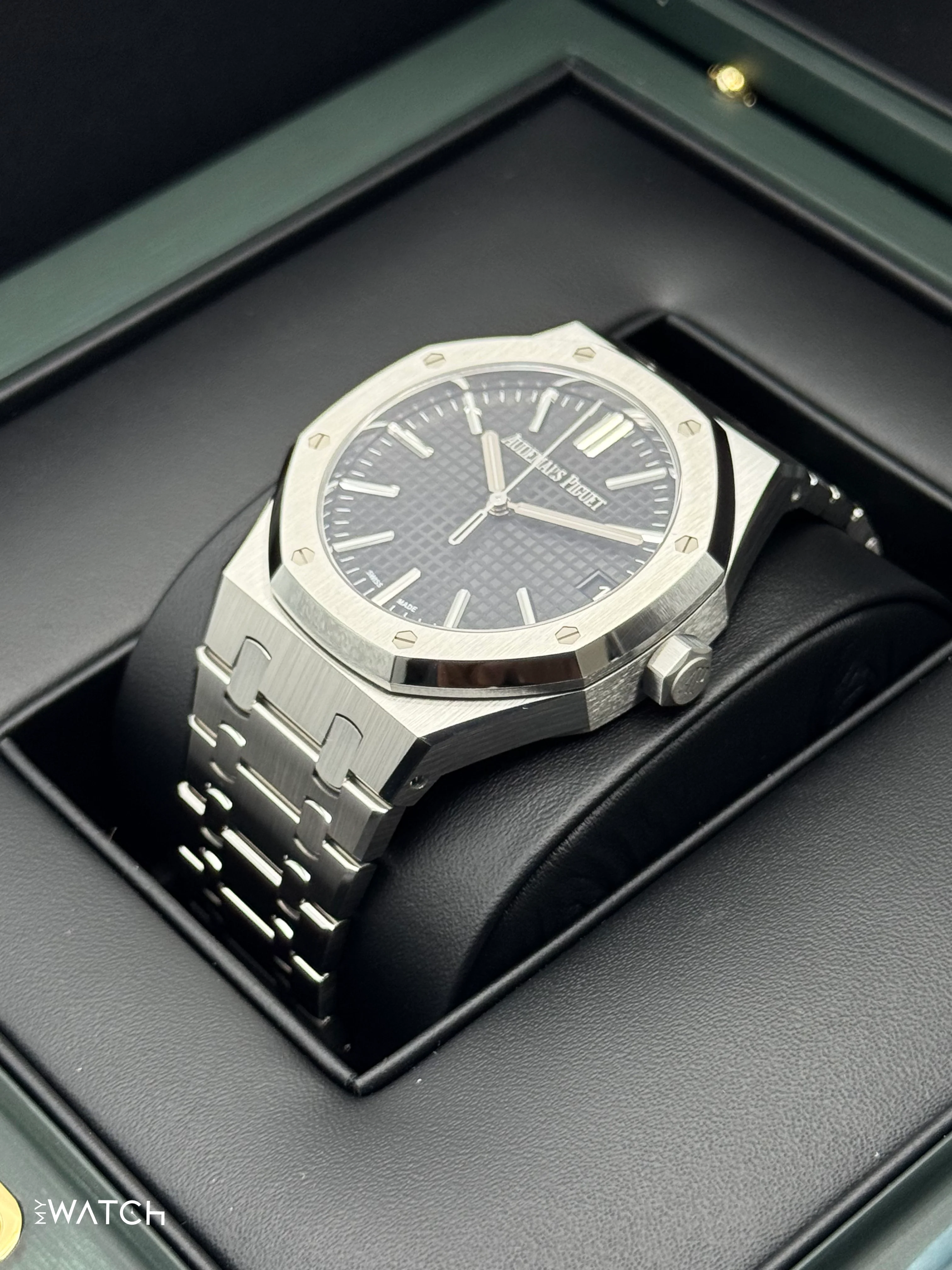 2025 Audemars Piguet  Royal Oak  41mm 15510ST Stainless Steel Black Dial - Image 5