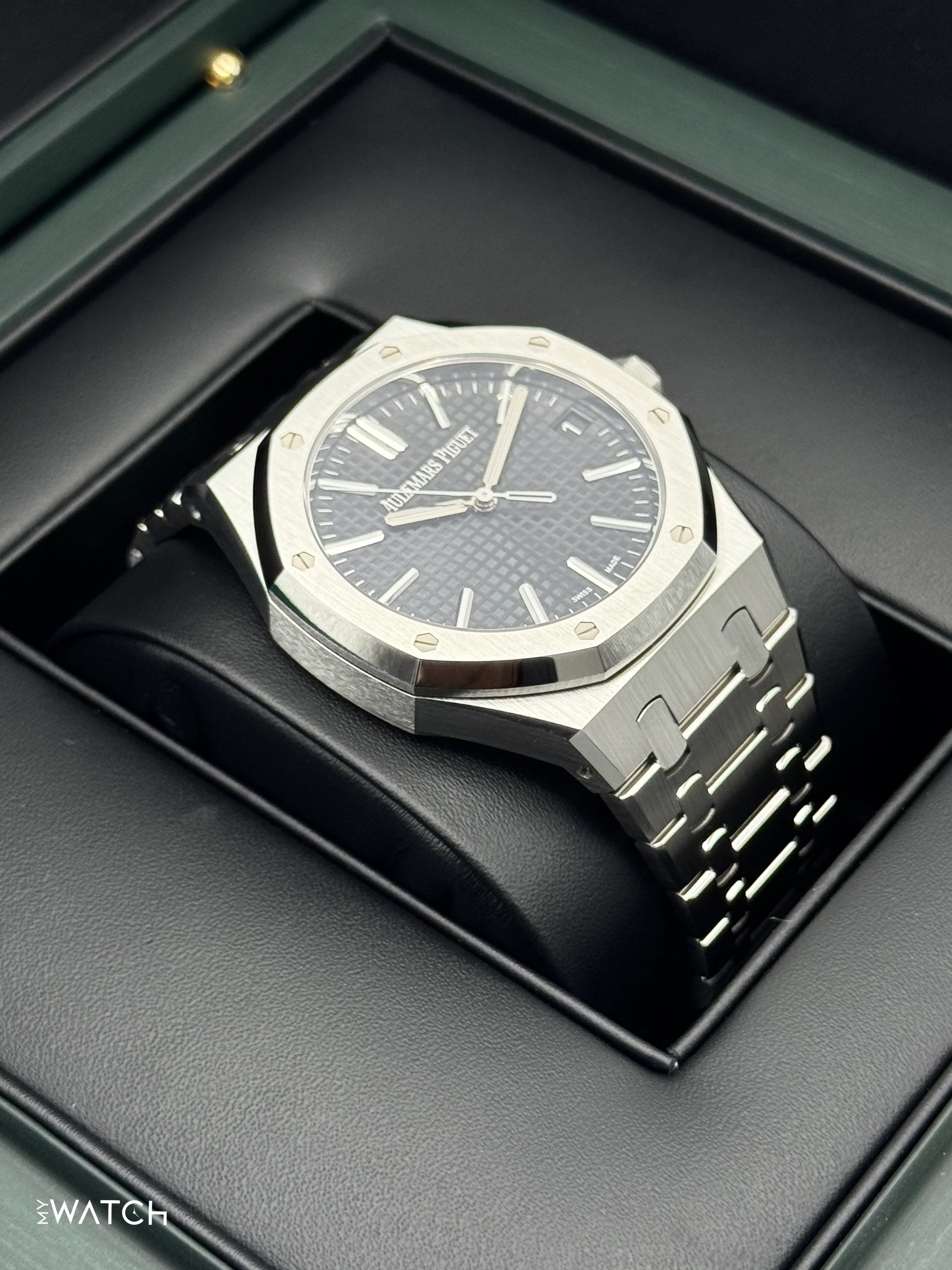 2025 Audemars Piguet  Royal Oak  41mm 15510ST Stainless Steel Black Dial - Image 6