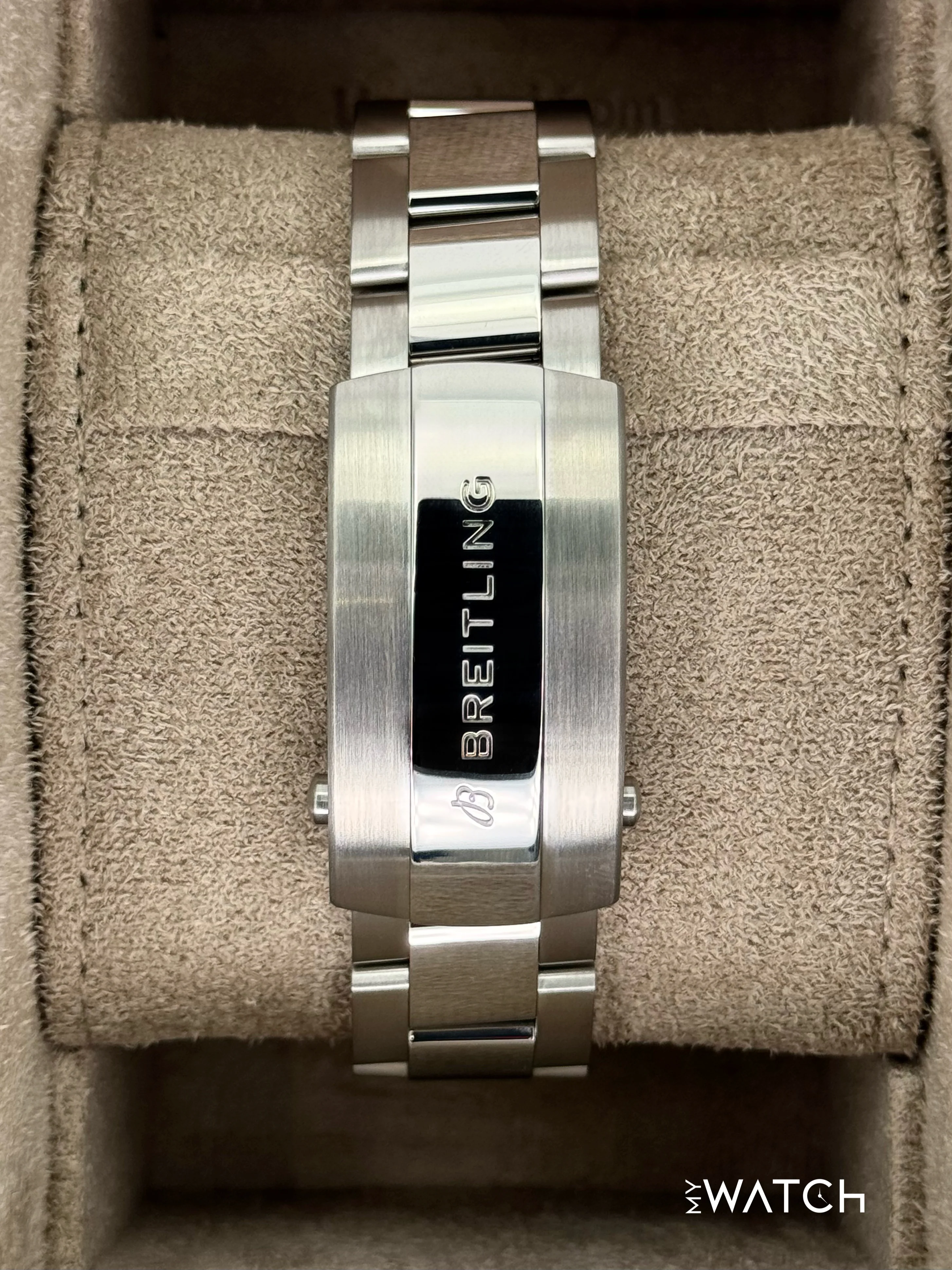 2025 Breitling Superocean Automatic 44mm A17376 Stainless Steel Turquoise Dial - Image 2