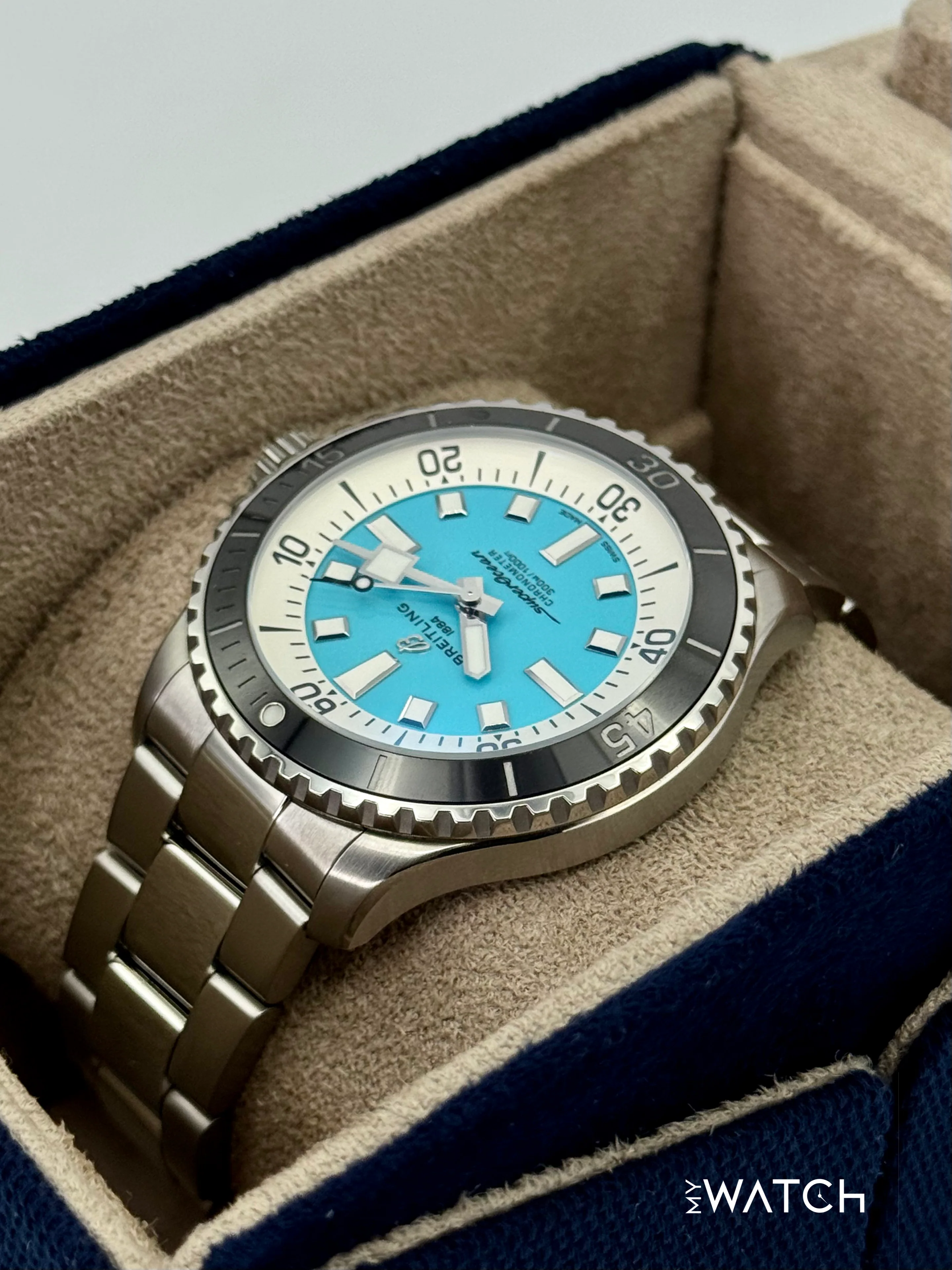 2025 Breitling Superocean Automatic 44mm A17376 Stainless Steel Turquoise Dial - Image 7