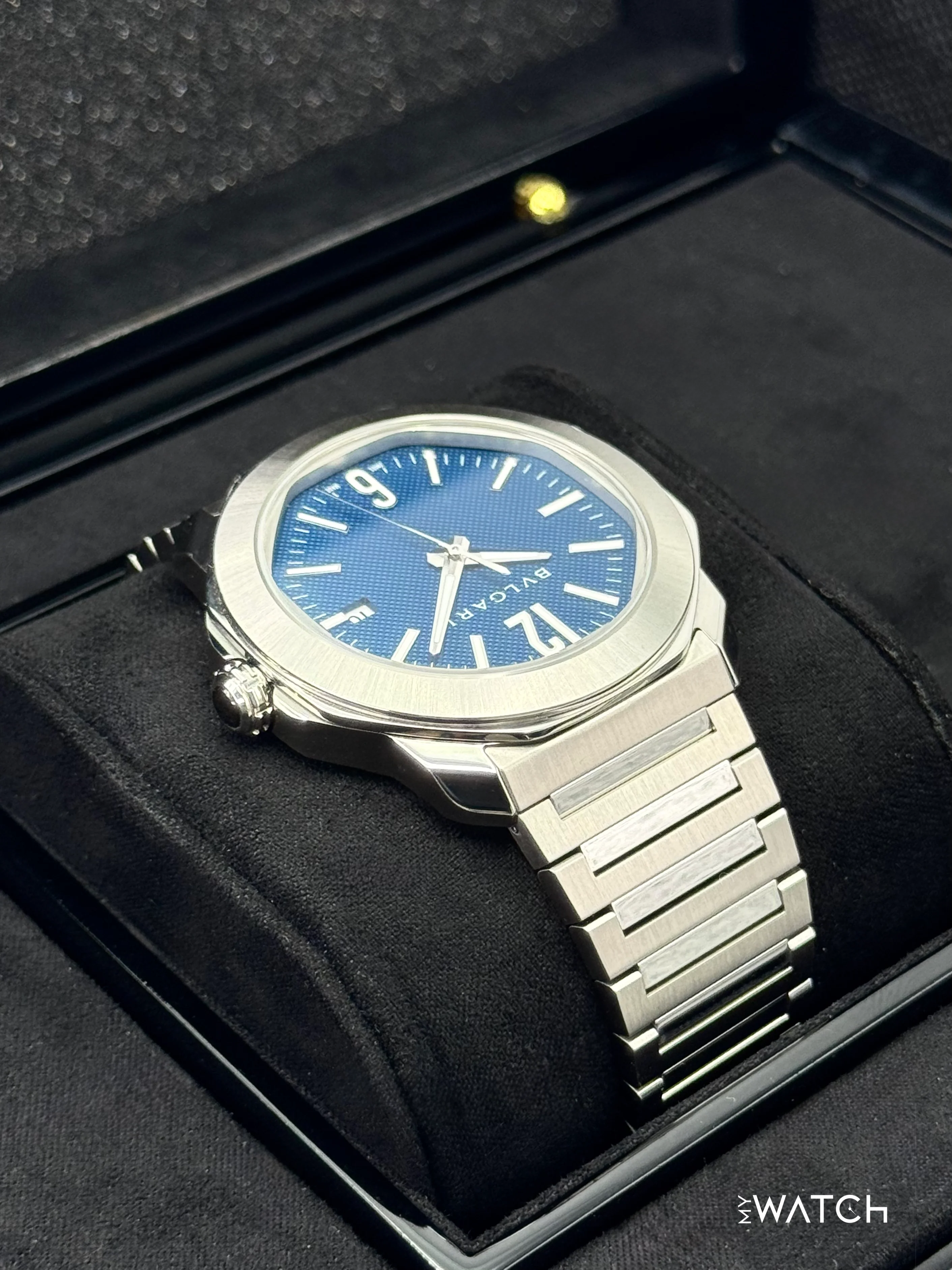 2025 Bvlgari Octo Roma 41mm 103739 Stainless Steel Blue Dial - Image 8