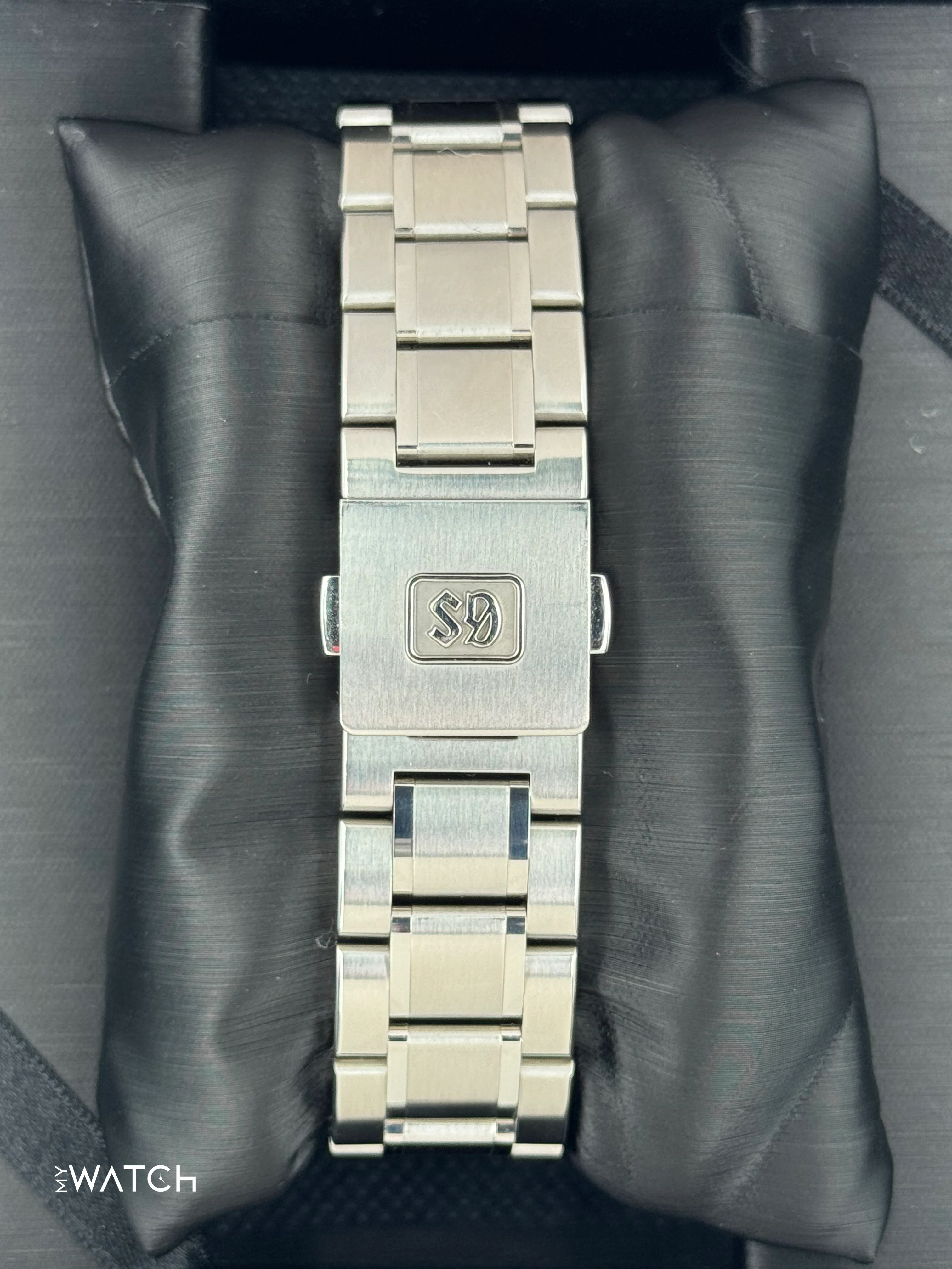 2025 Grand Seiko GMT 40mm SBGJ259G Stainless Steel Green Dial - Image 2