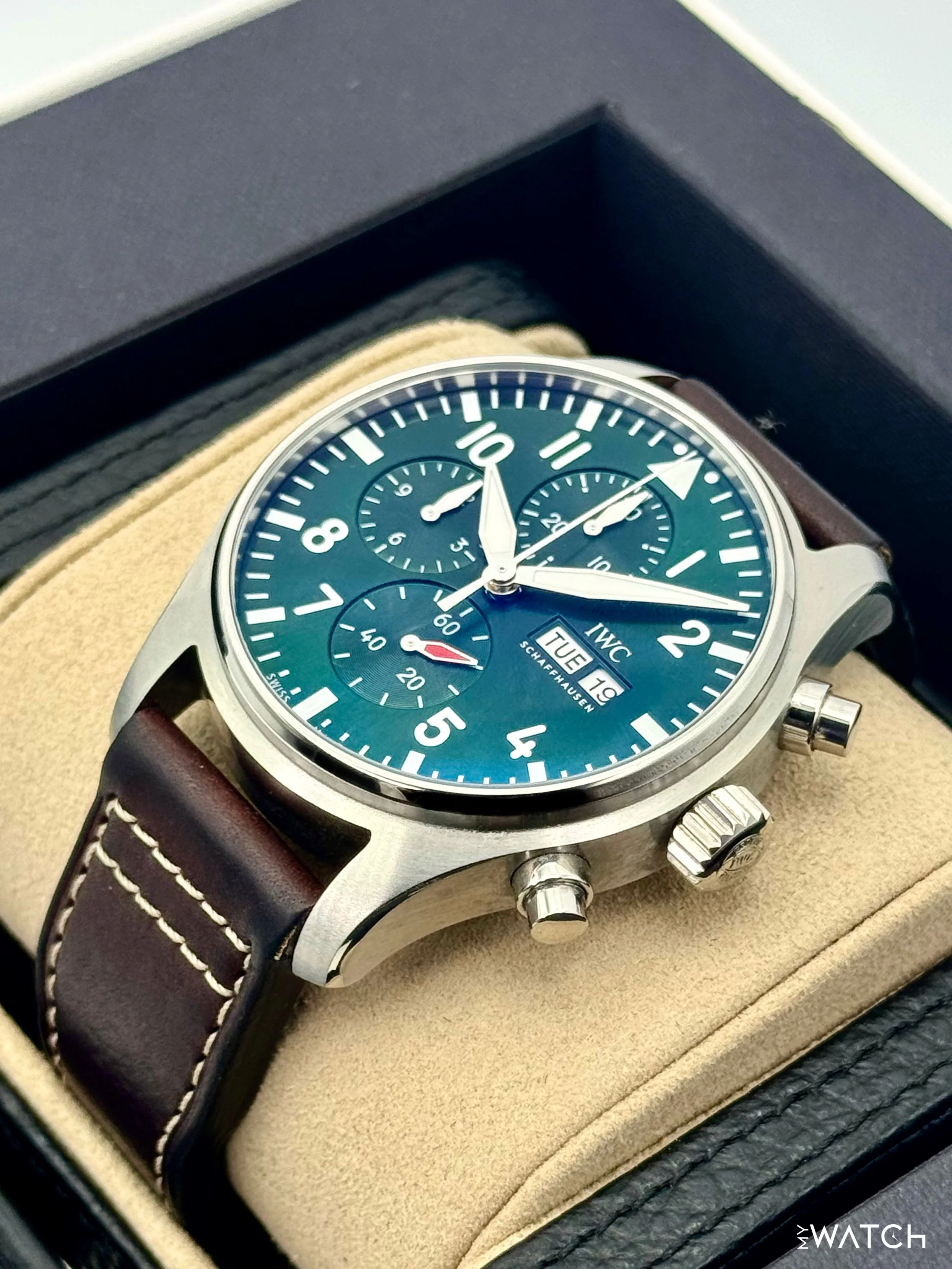 2025 IWC Pilot's Watch Chronograph 43mm IW378005 Stainless Steel Green Dial - Image 5
