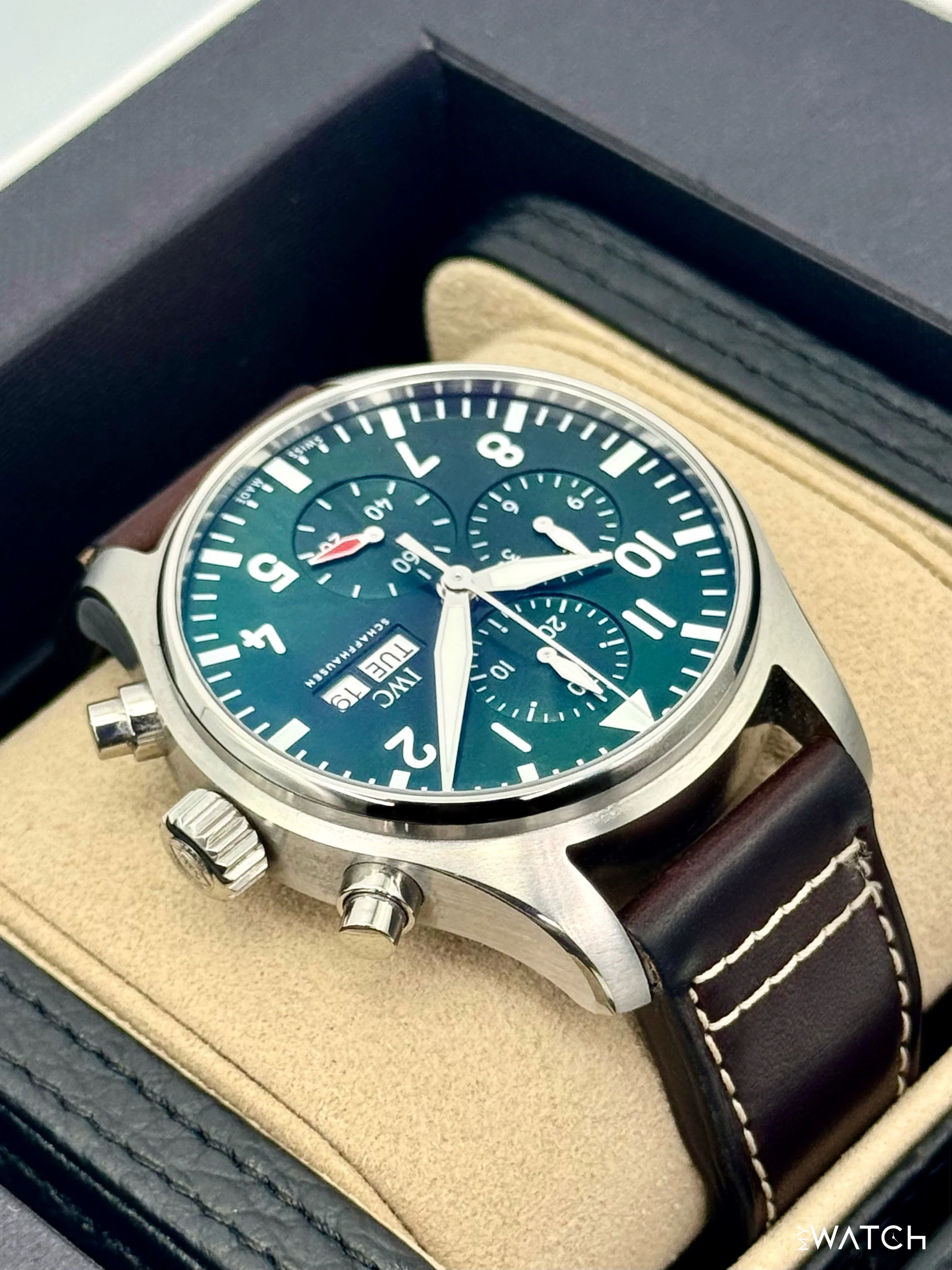2025 IWC Pilot's Watch Chronograph 43mm IW378005 Stainless Steel Green Dial - Image 8