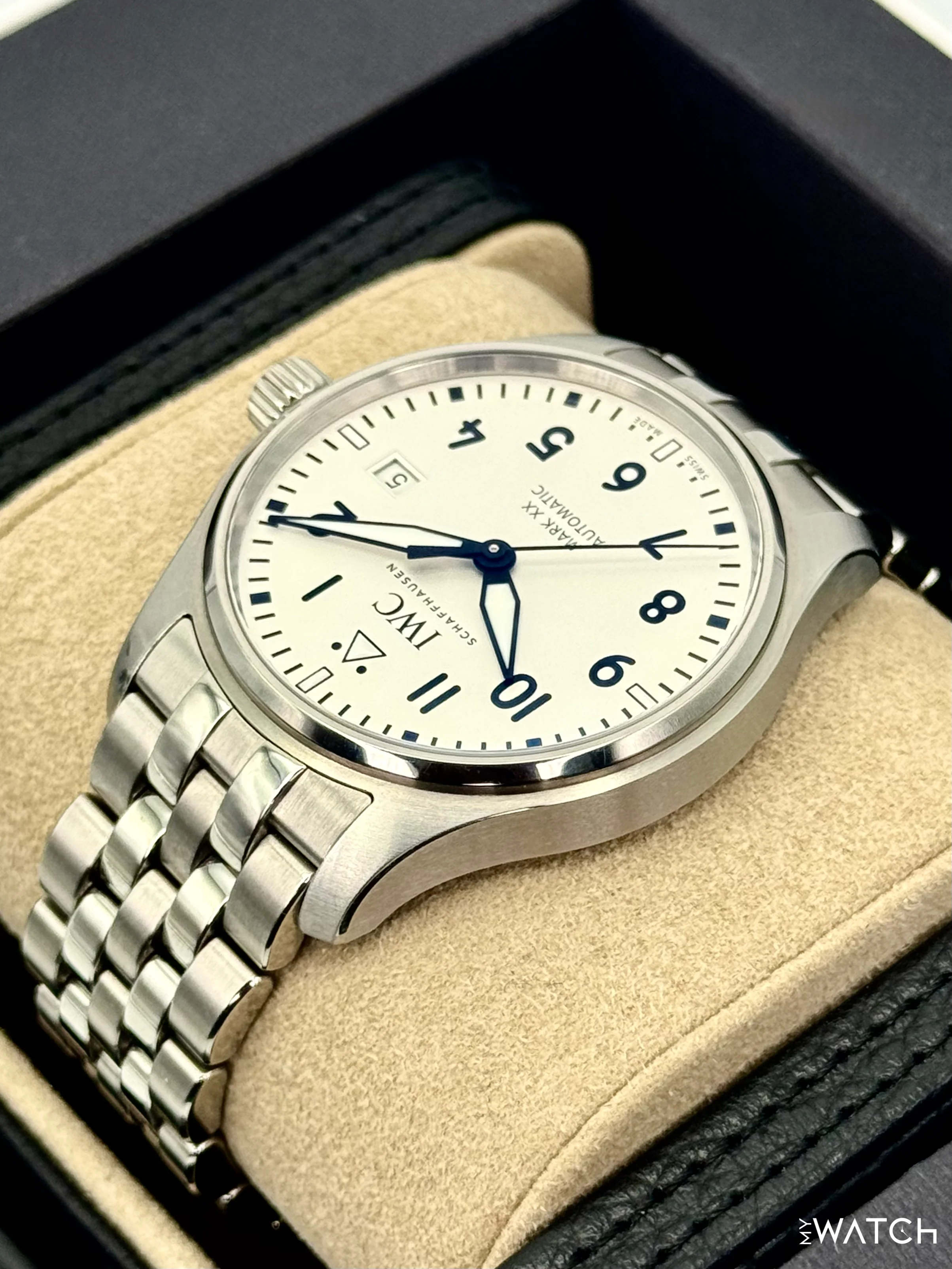 2025 IWC Pilot's Watch Mark XX 40mm IW328208 Stainless Steel White Dial - Image 7