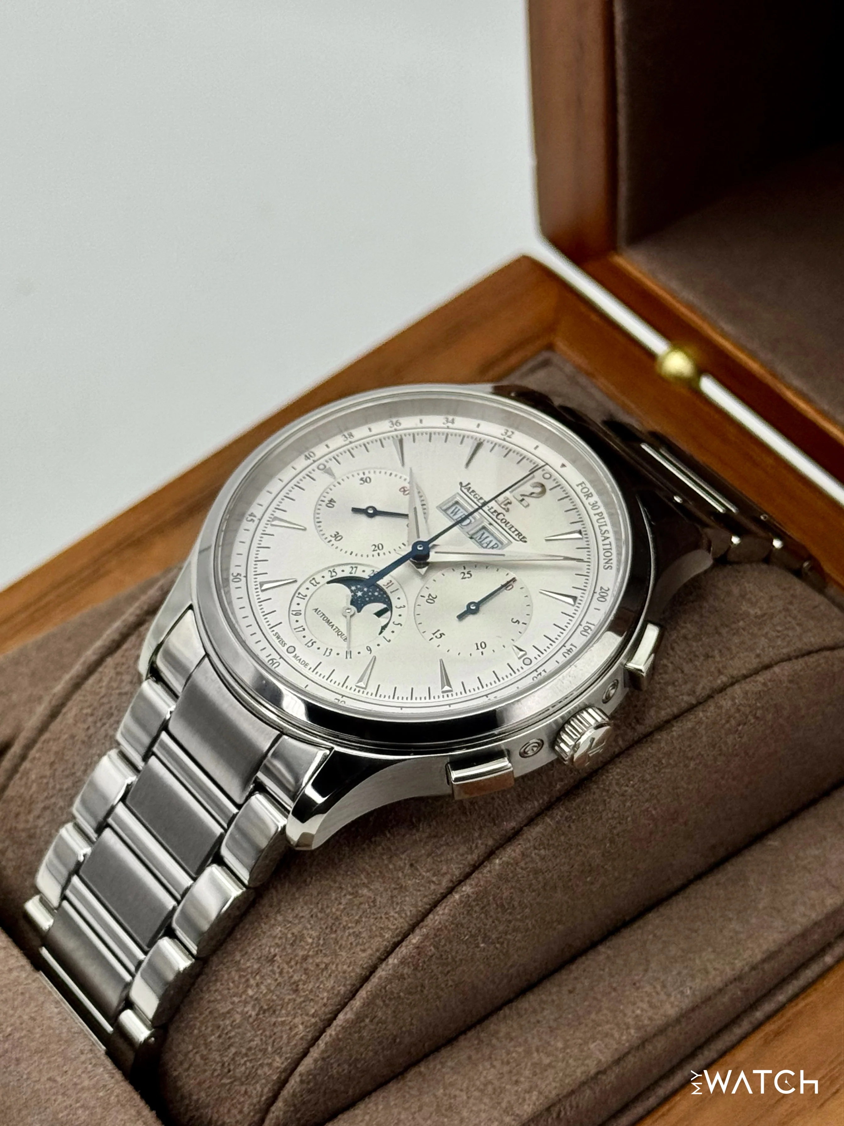 2025 Jaeger-LeCoultre Master Control 40mm Q413813J Stainless Steel White Dial - Image 5