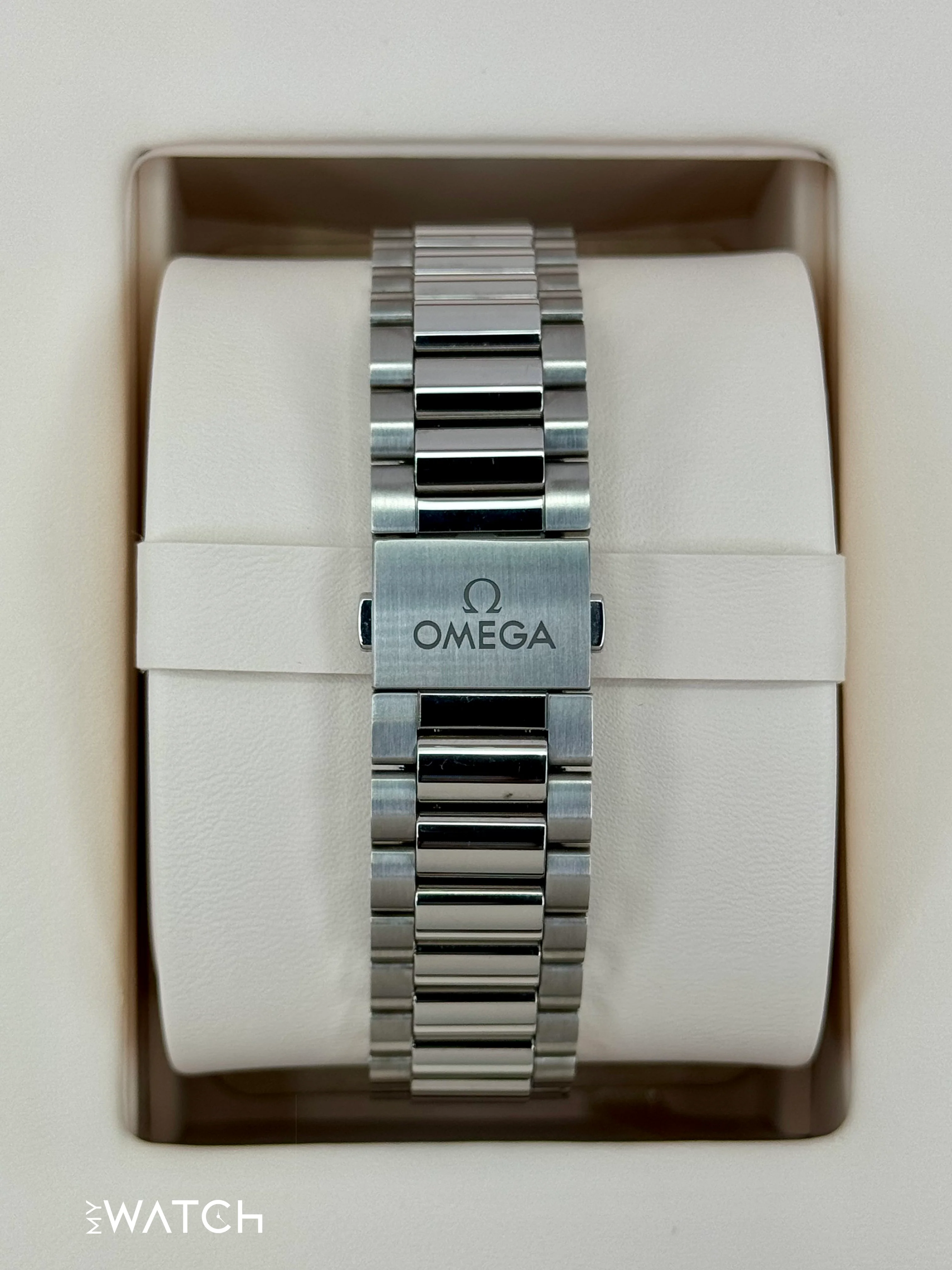 2025 Omega Seamaster Aqua Terra 41mm 220.10.41.21.01.002 Black Dial - Image 2