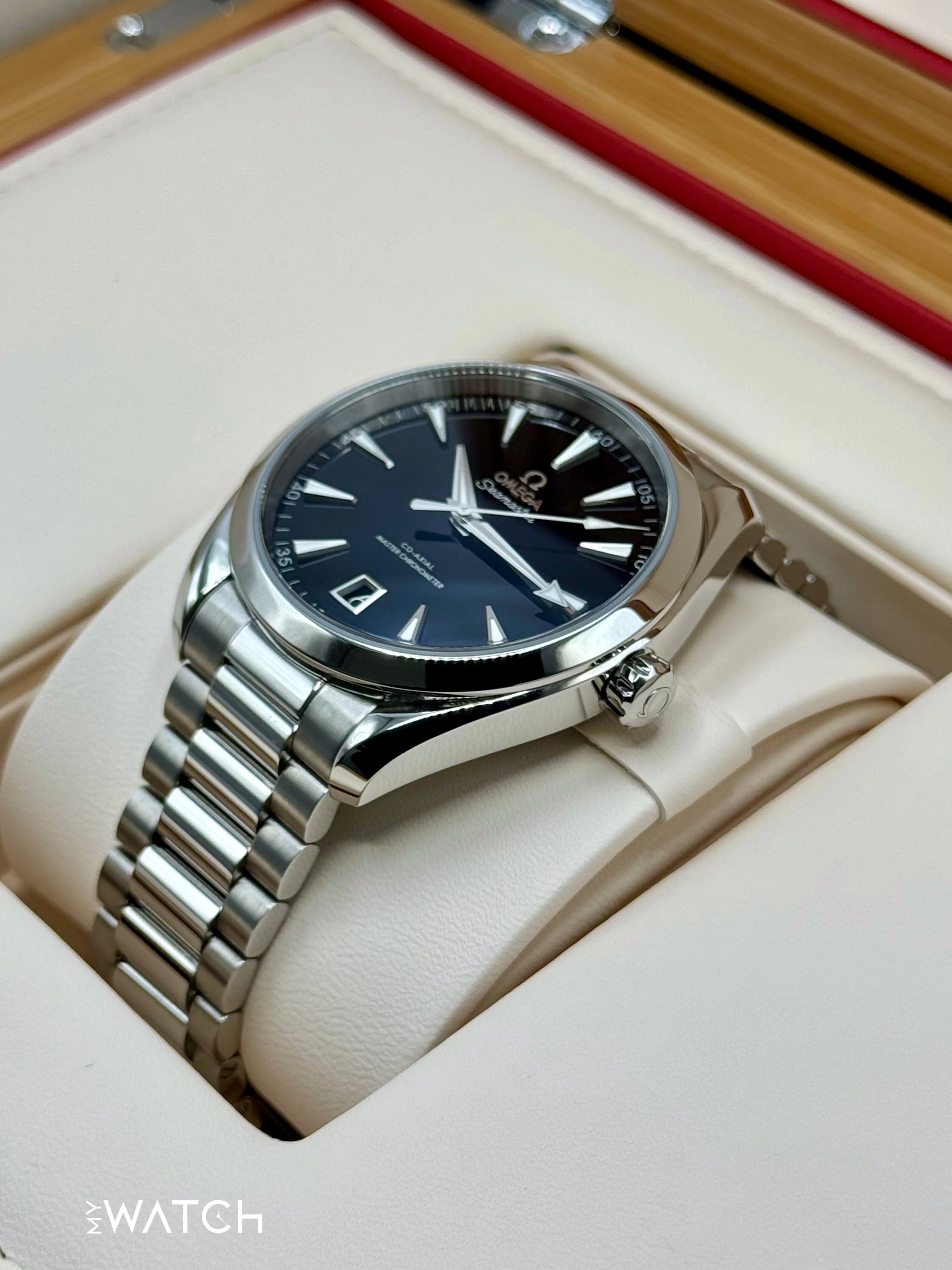 2025 Omega Seamaster Aqua Terra 41mm 220.10.41.21.01.002 Black Dial - Image 5