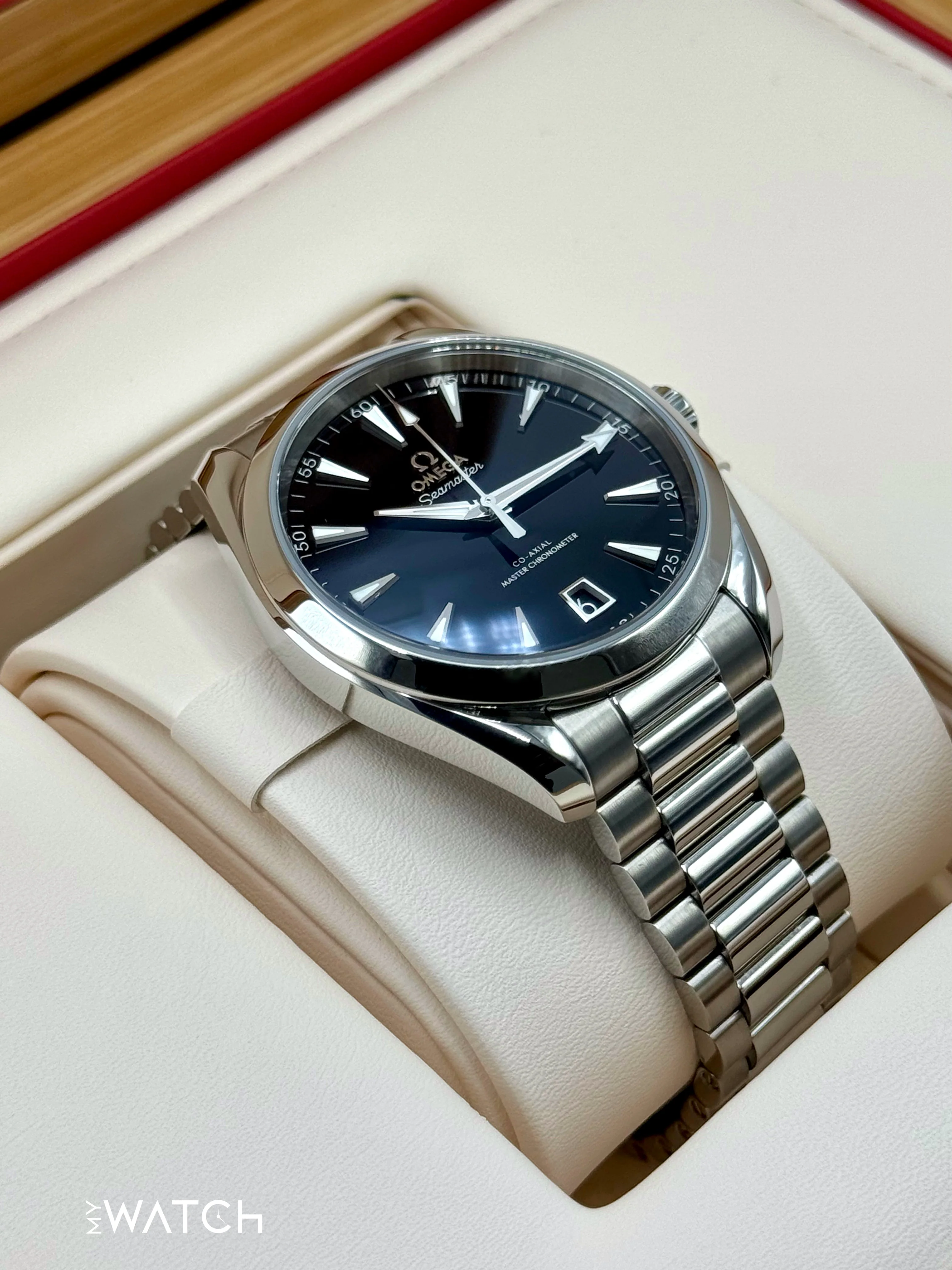 2025 Omega Seamaster Aqua Terra 41mm 220.10.41.21.01.002 Black Dial - Image 6