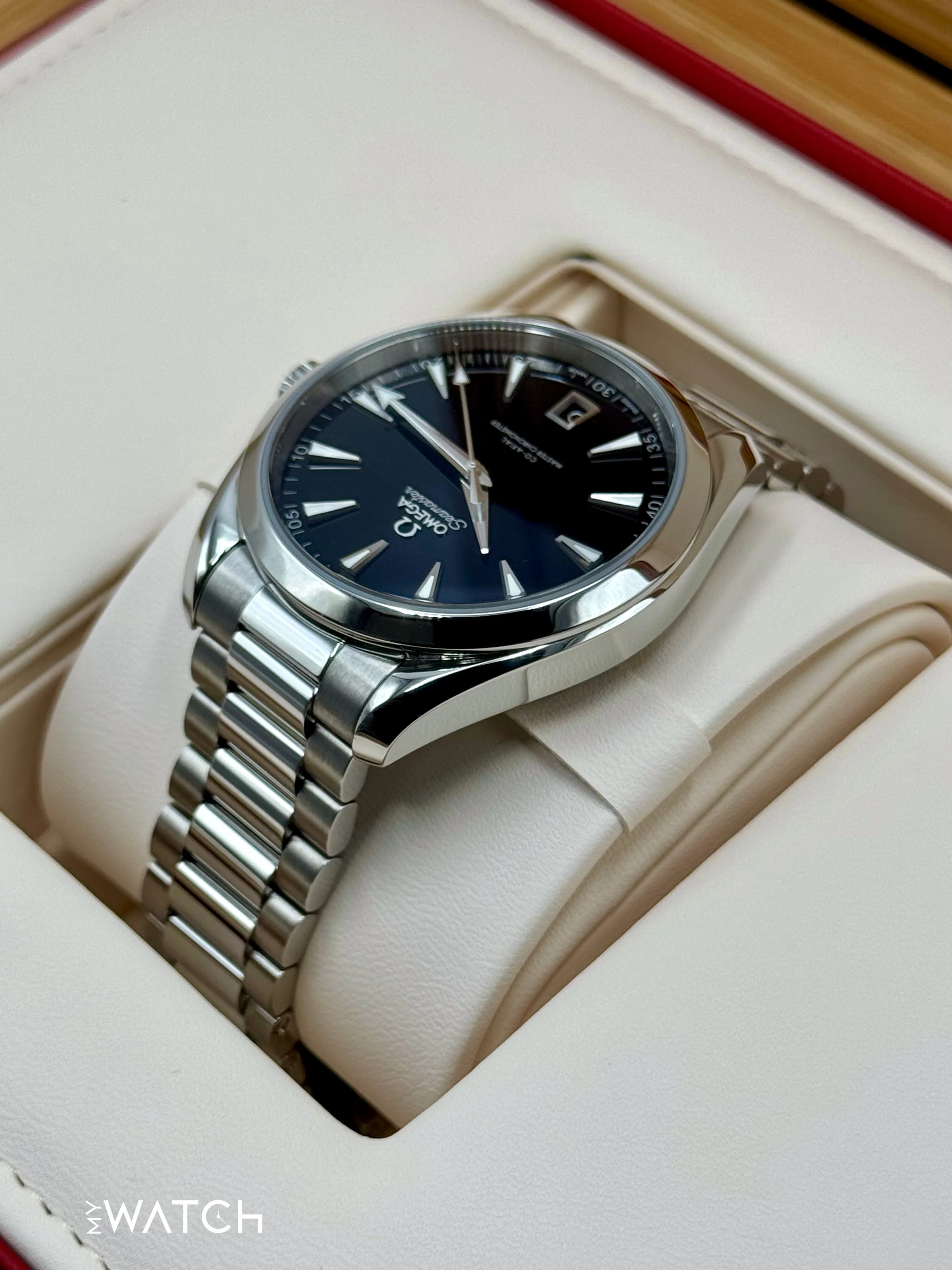 2025 Omega Seamaster Aqua Terra 41mm 220.10.41.21.01.002 Black Dial - Image 7