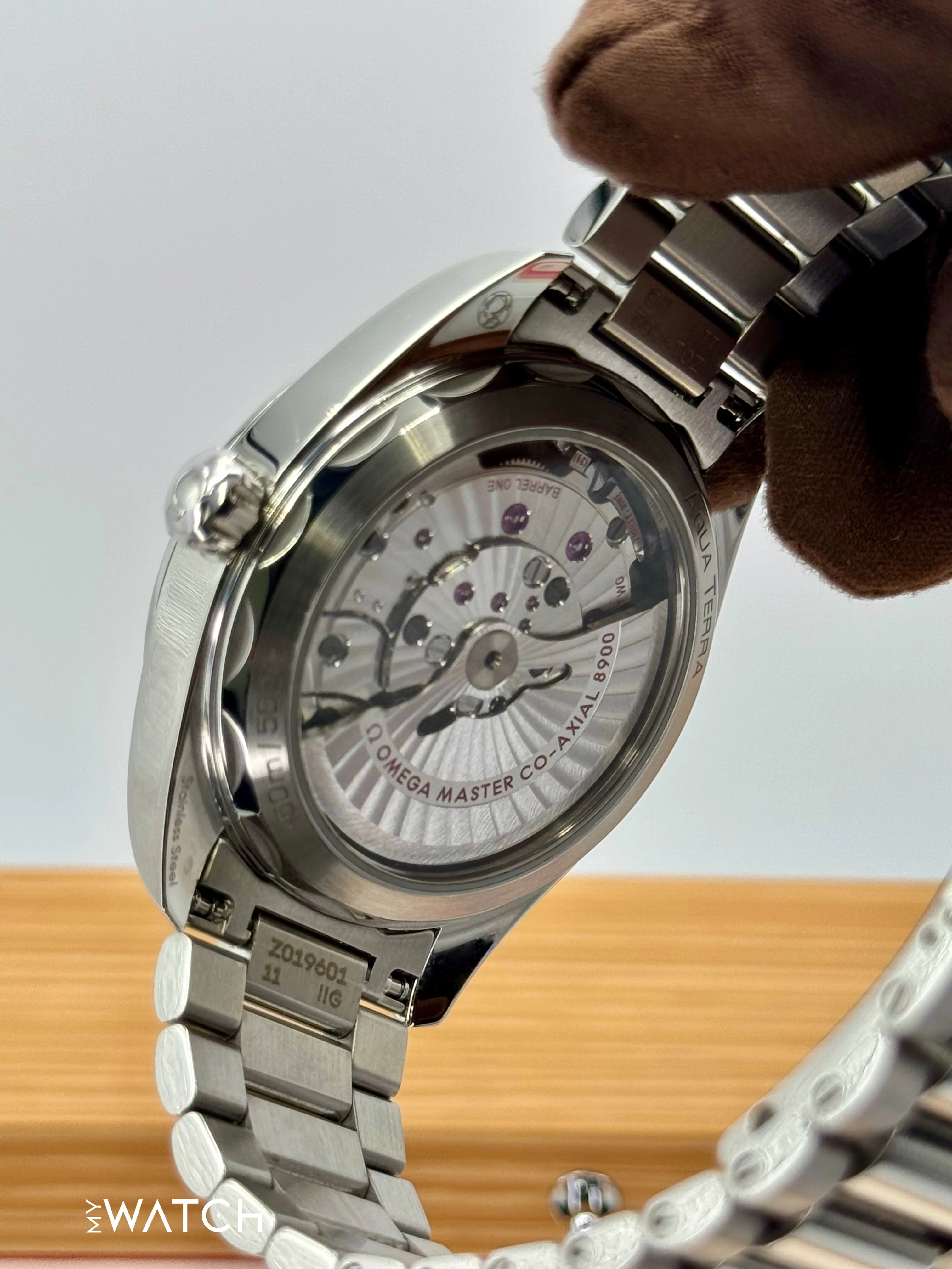 2025 Omega Seamaster Aqua Terra 41mm 220.10.41.21.01.002 Black Dial - Image 9