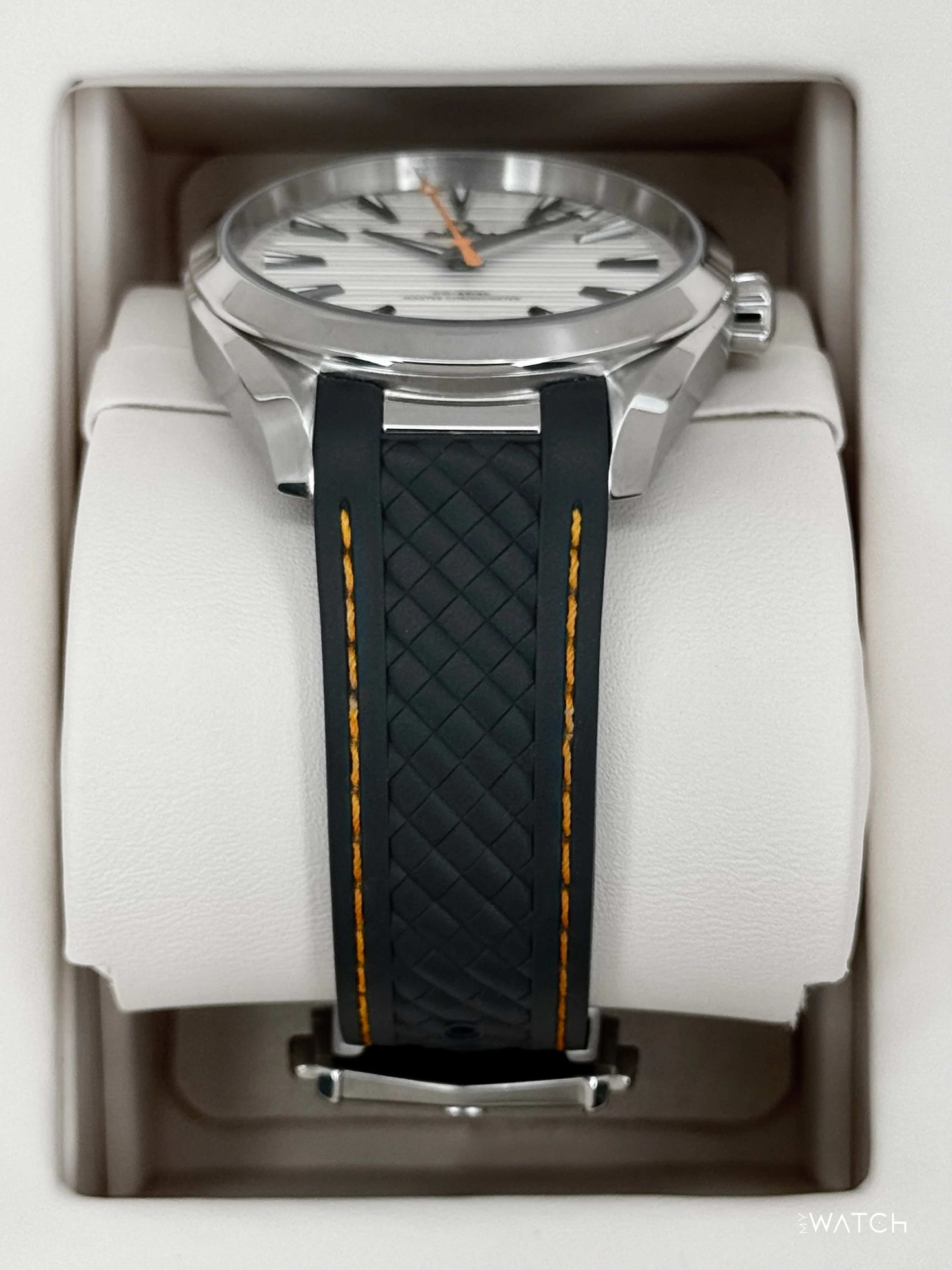 2025 Omega Seamaster Aqua Terra 41mm 220.12.41.21.02.002 Silver Dial - Image 3