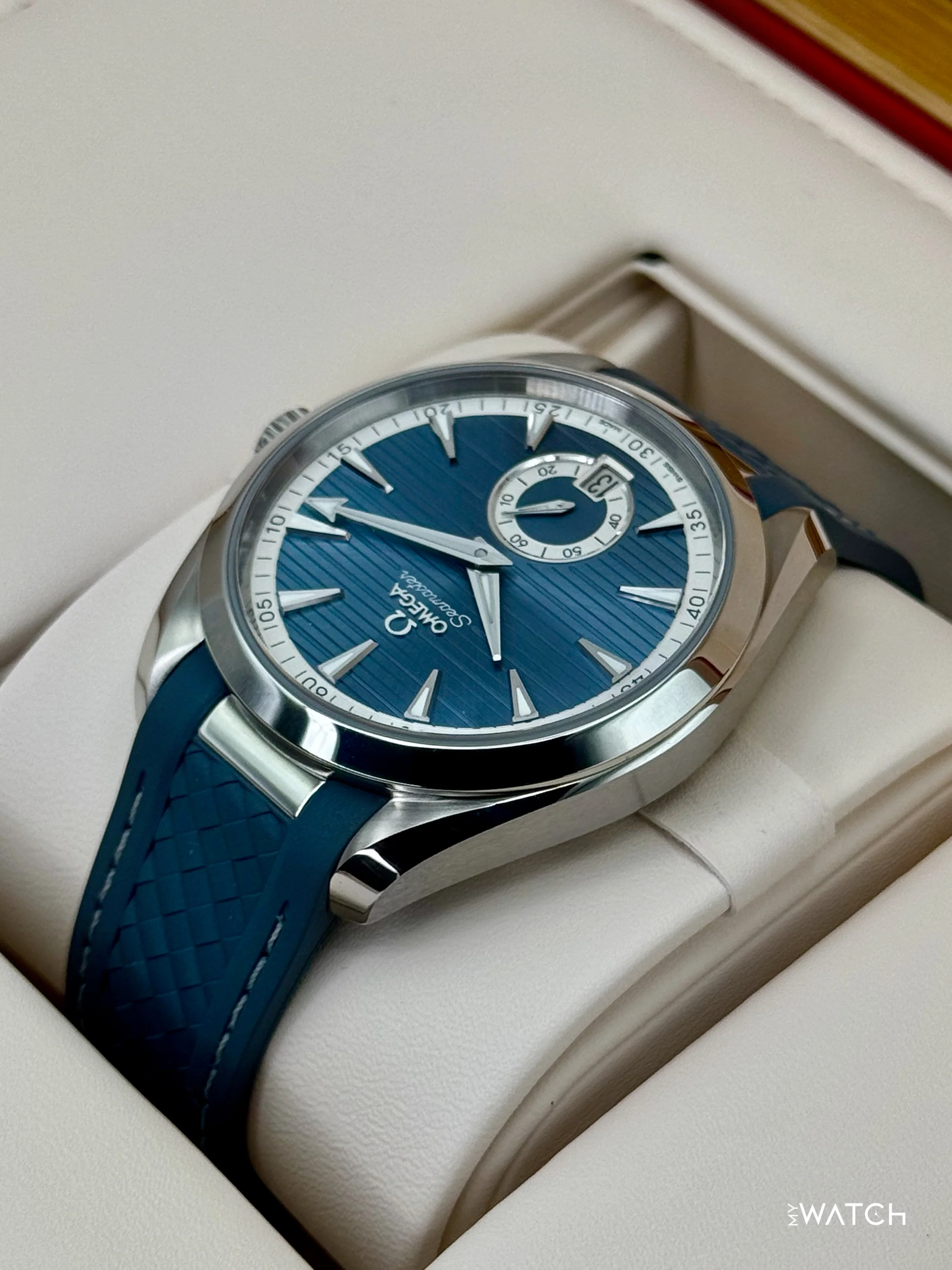 2025 Omega Seamaster Aqua Terra 41mm 220.12.41.21.03.005 Blue Dial - Image 7