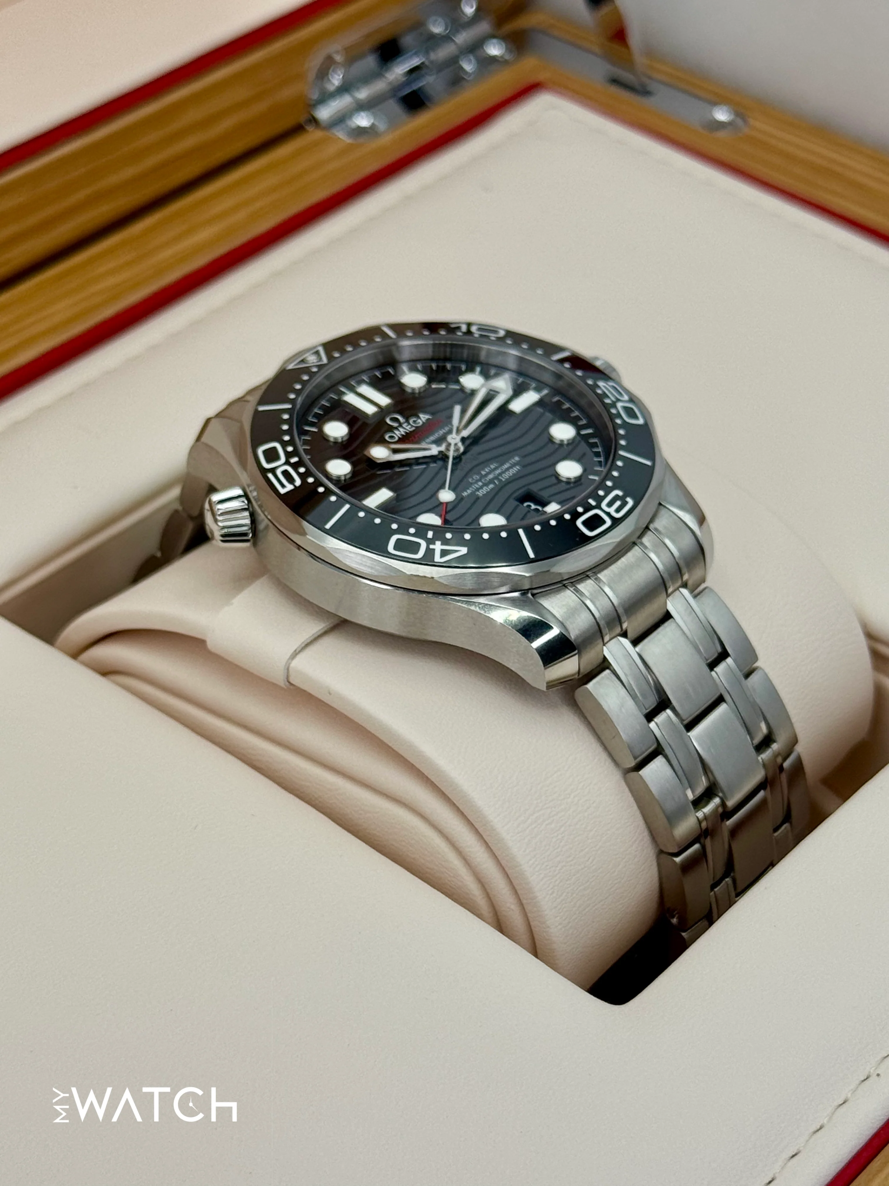 2025 Omega Seamaster Diver 300M 42mm 210.30.42.20.01.001 Black Dial - Image 6