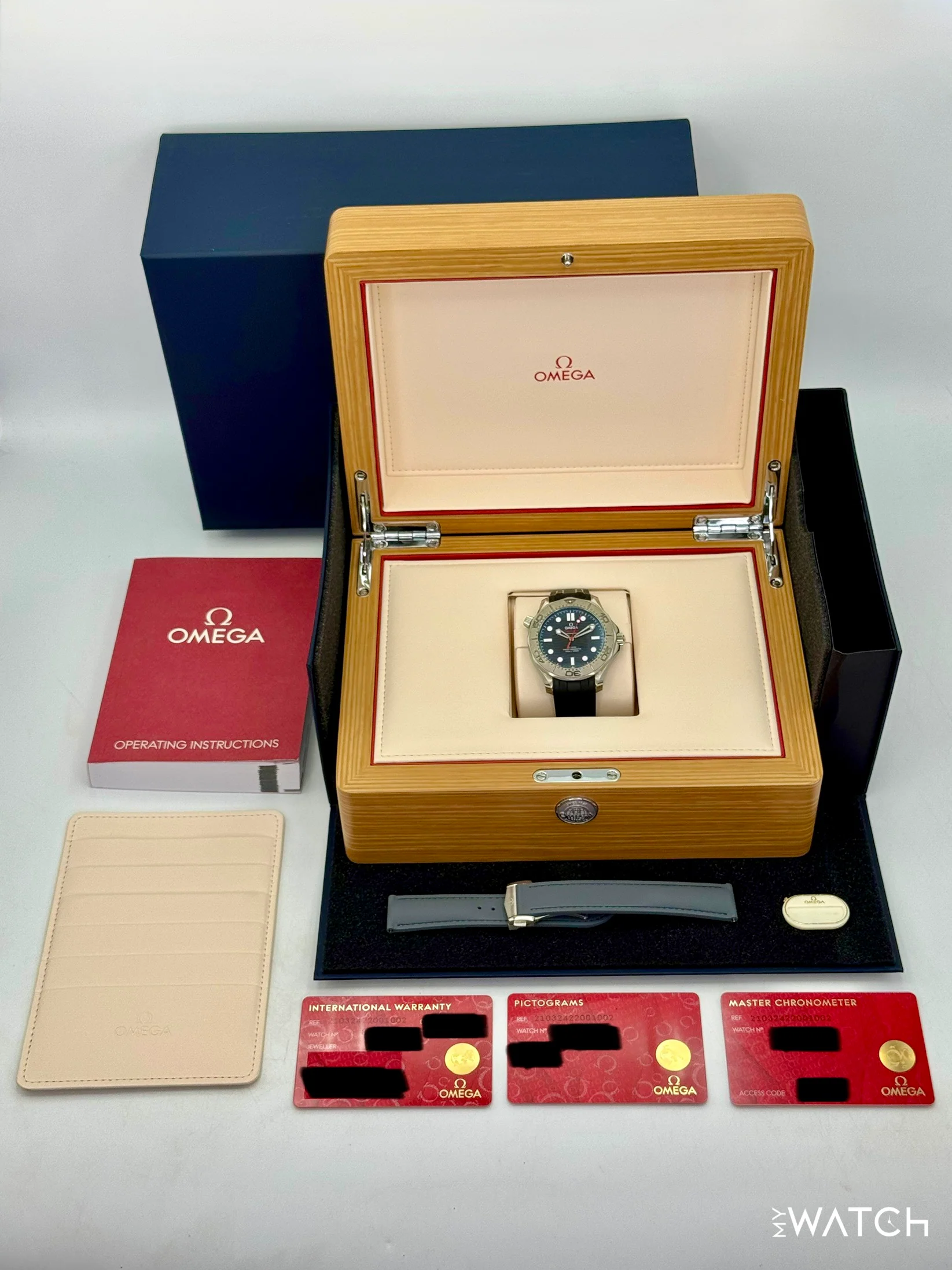 2025 Omega Seamaster Master Chronometer 42mm 210.32.42.20.01.002 Black Dial - Image 11