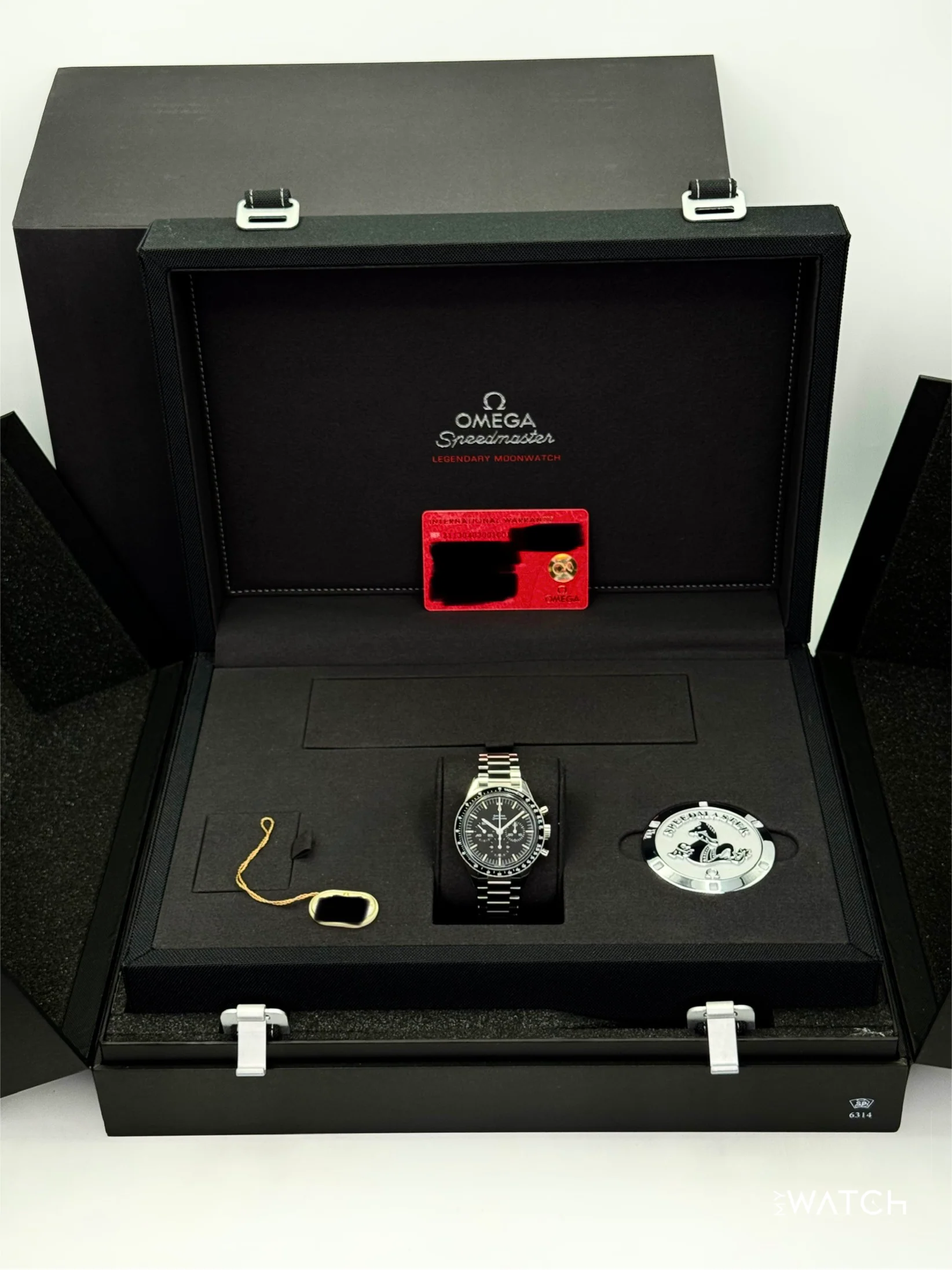 2025 Omega Speedmaster "Ed White" 39.7mm 311.30.40.30.01.001 Black Dial - Image 11