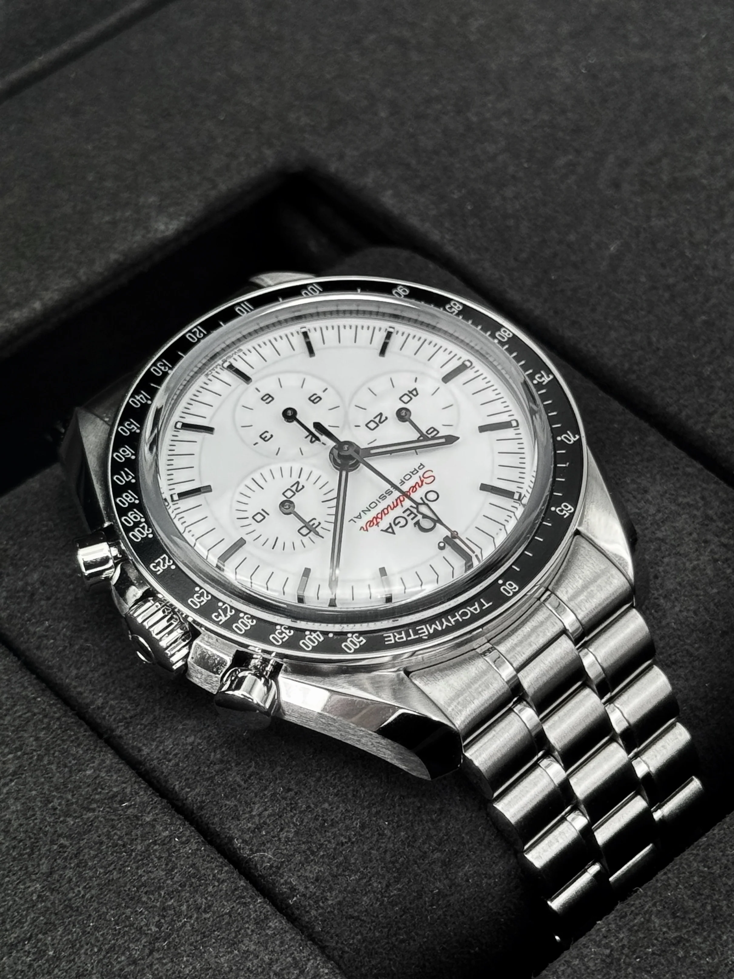 2025 Omega Speedmaster Moonwatch Pro 42mm 310.30.42.50.04.001 White Dial - Image 8