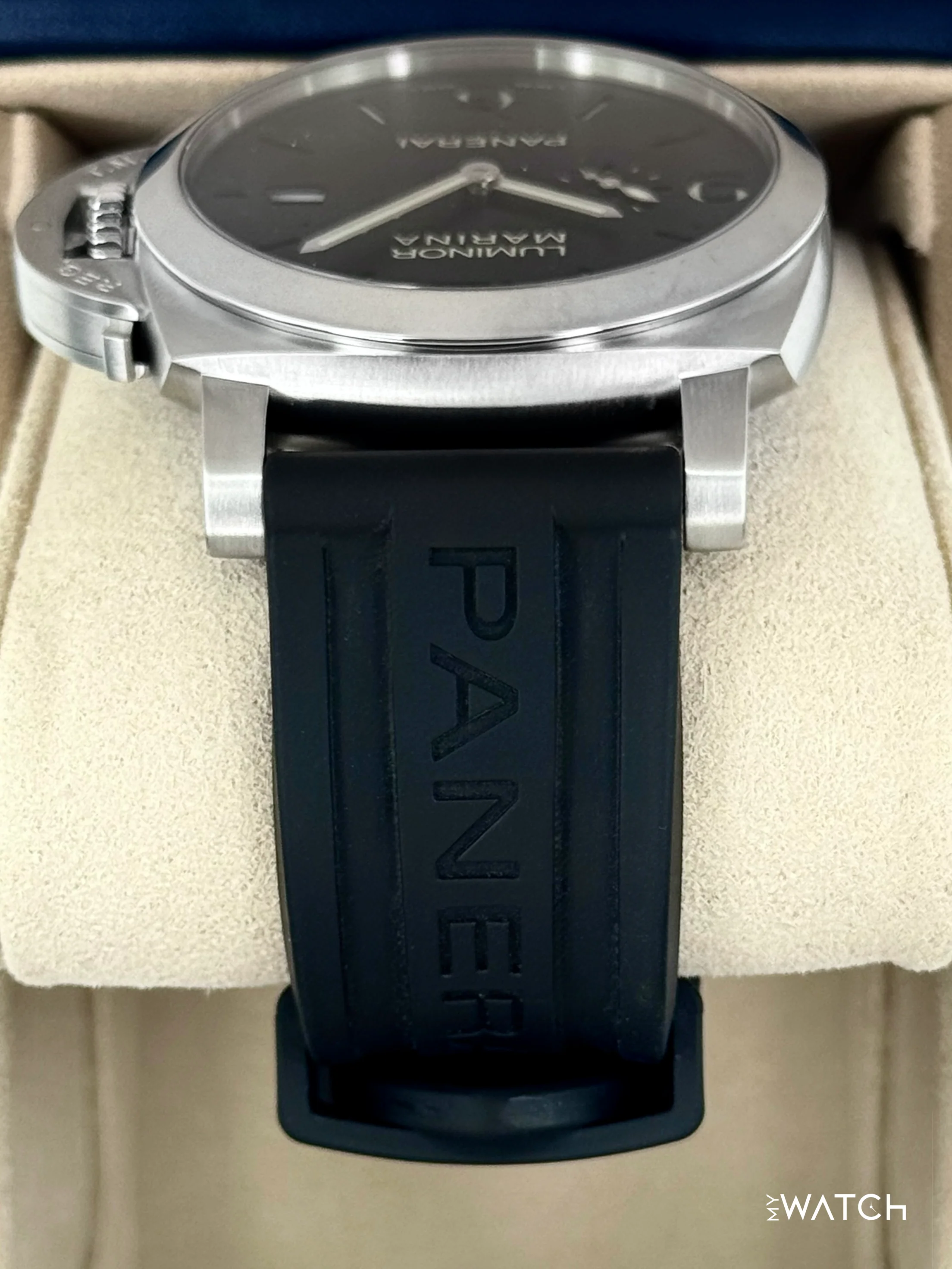2025 Panerai Luminor Marina 44mm PAM03312 Stainless Steel Black Dial - Image 4