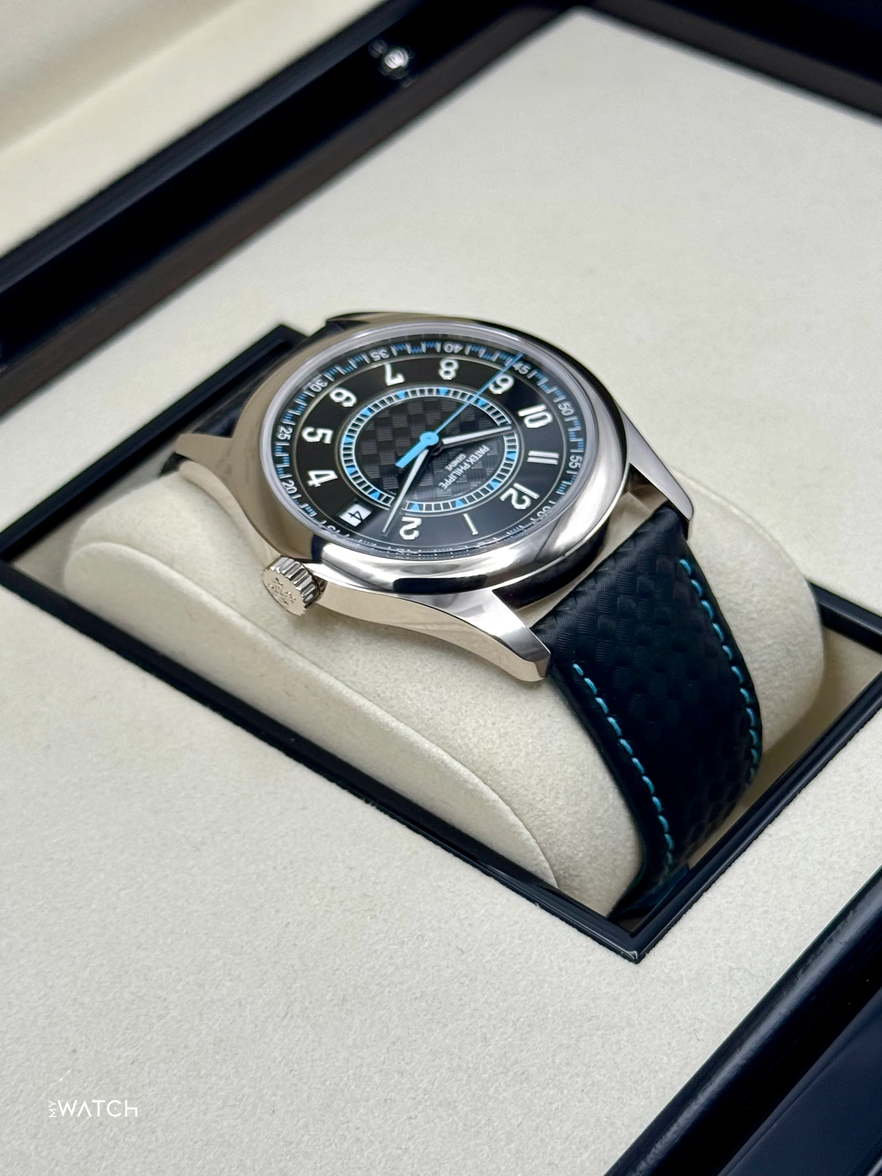 2025 Patek Philippe Calatrava Blue 6007G White Gold Black Dial - Image 8