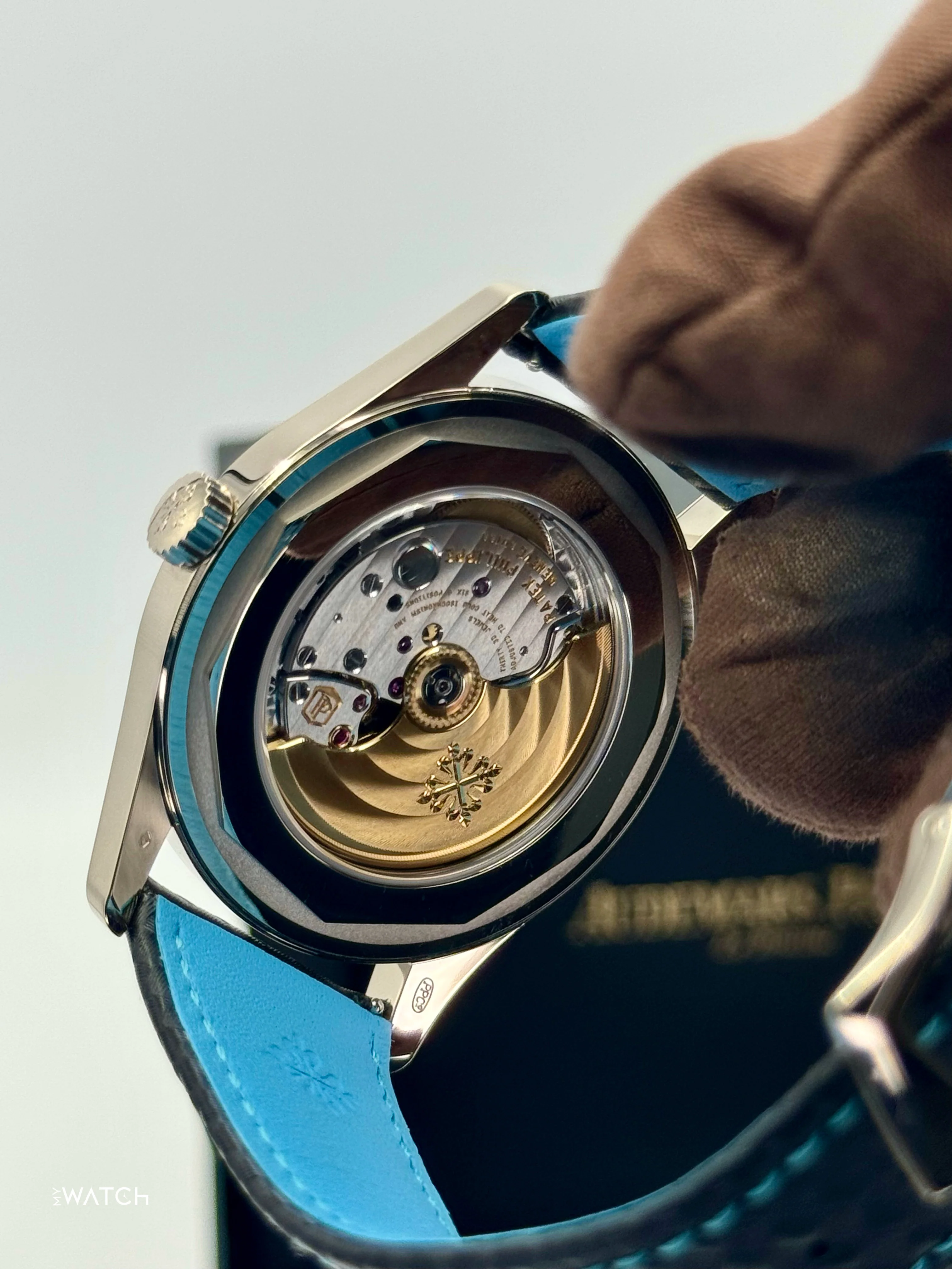2025 Patek Philippe Calatrava Blue 6007G White Gold Black Dial - Image 9