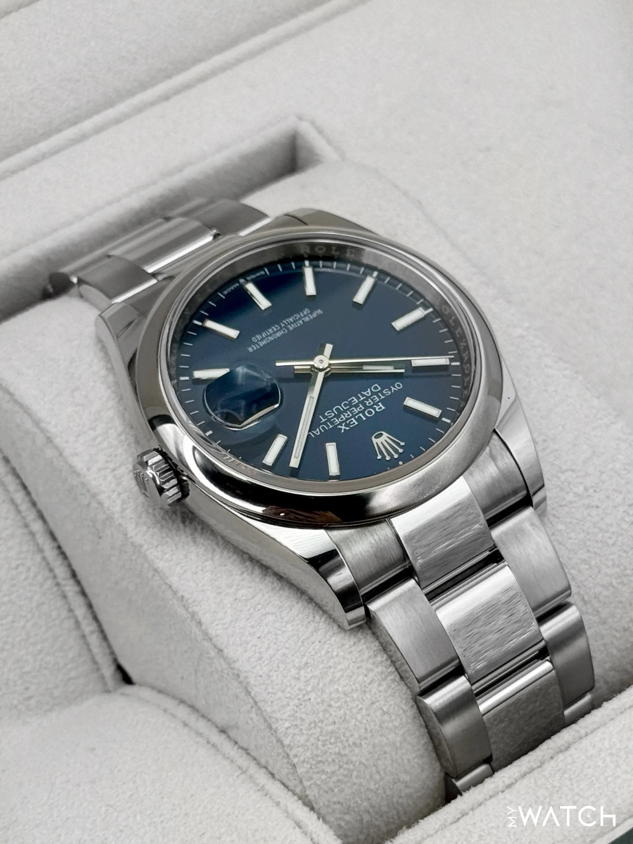 NEW 2025 Rolex Datejust 36mm 126200 Stainless Steel Oyster Blue Dial - Image 8