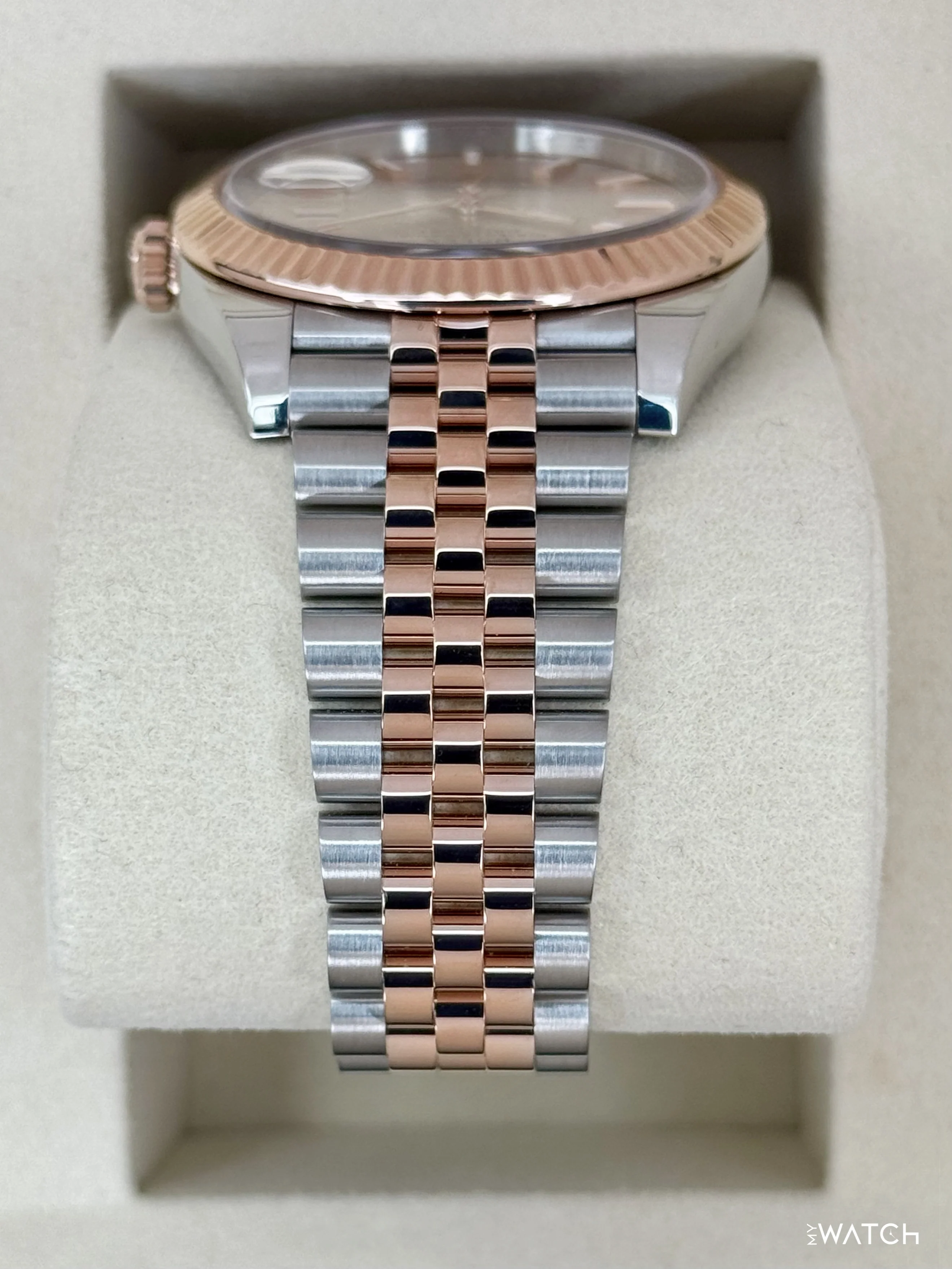 2025 Rolex Datejust 41mm 126331 Two-Tone Jubilee Sundust Dial - Image 4