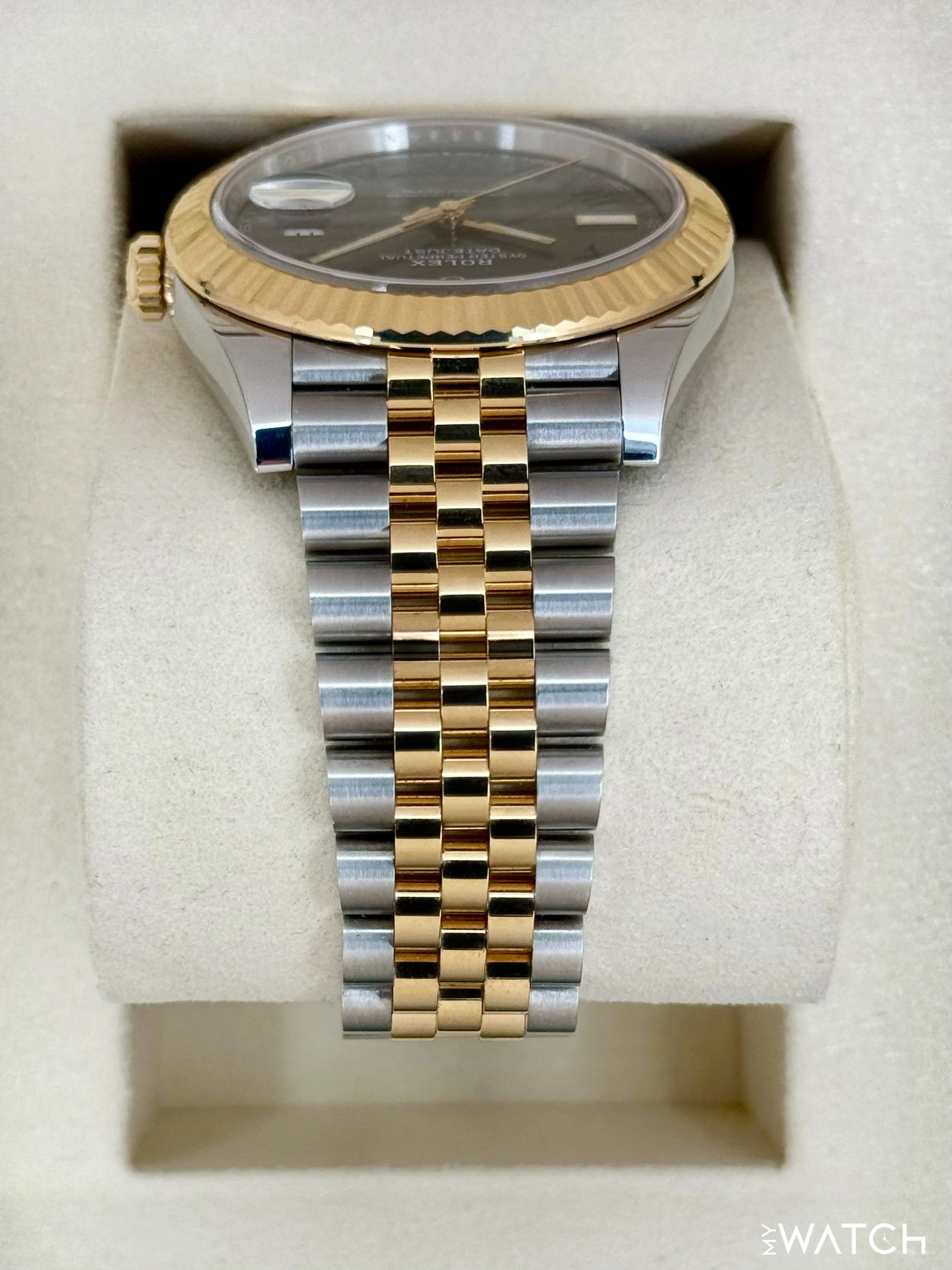 2025 Rolex Datejust 41mm 126333 Two-Tone Jubilee Wimbledon Dial - Image 4