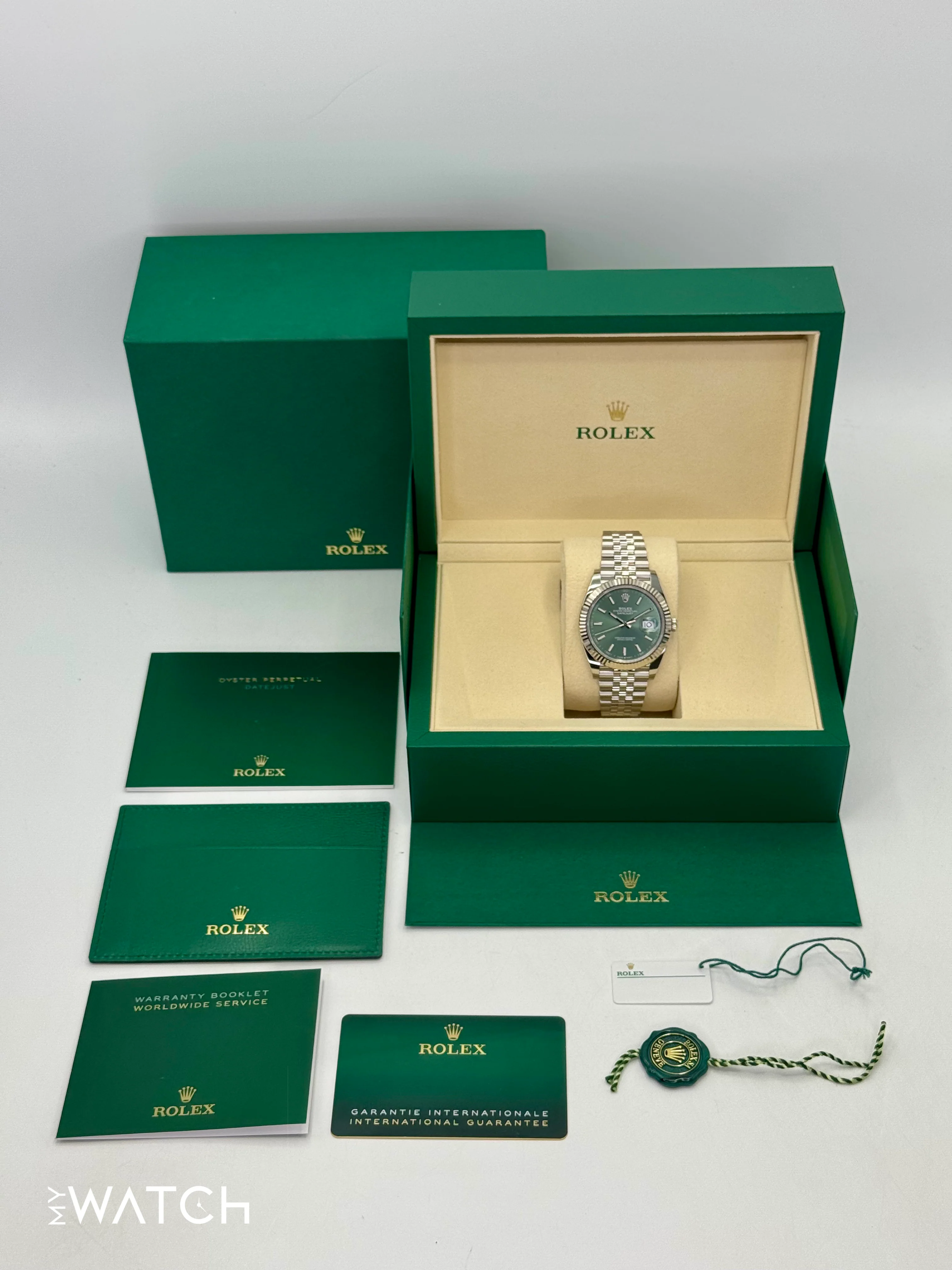 2025 Rolex Datejust 41mm 126334 Jubilee Green Dial - Image 10