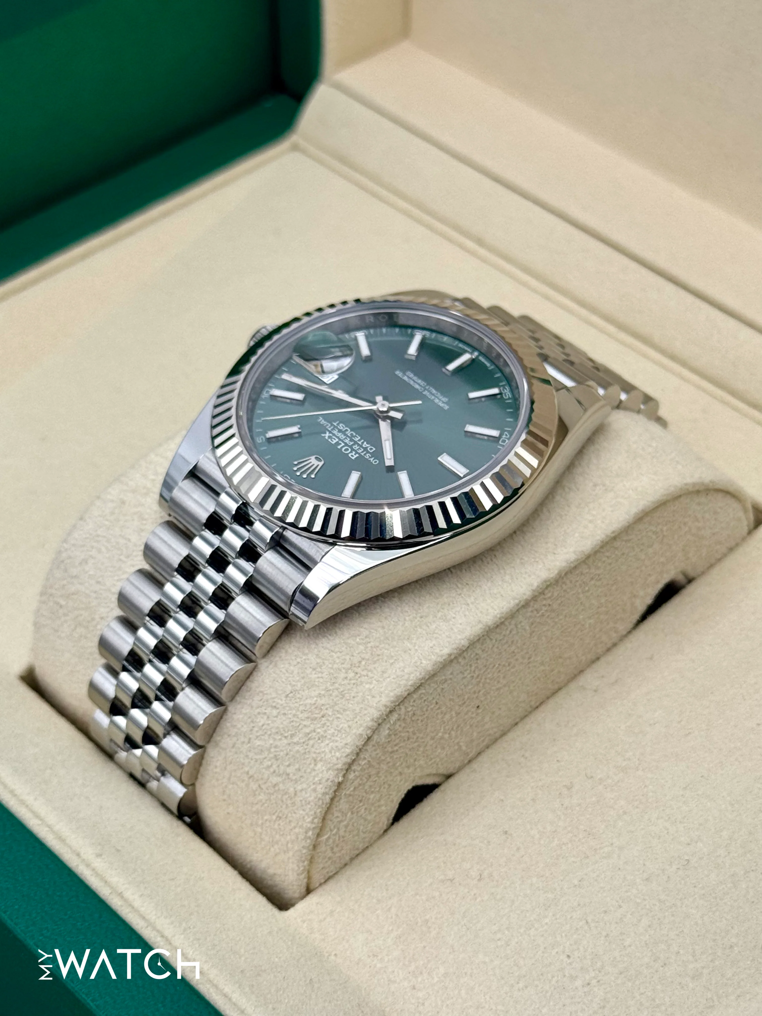 2025 Rolex Datejust 41mm 126334 Jubilee Green Dial - Image 7