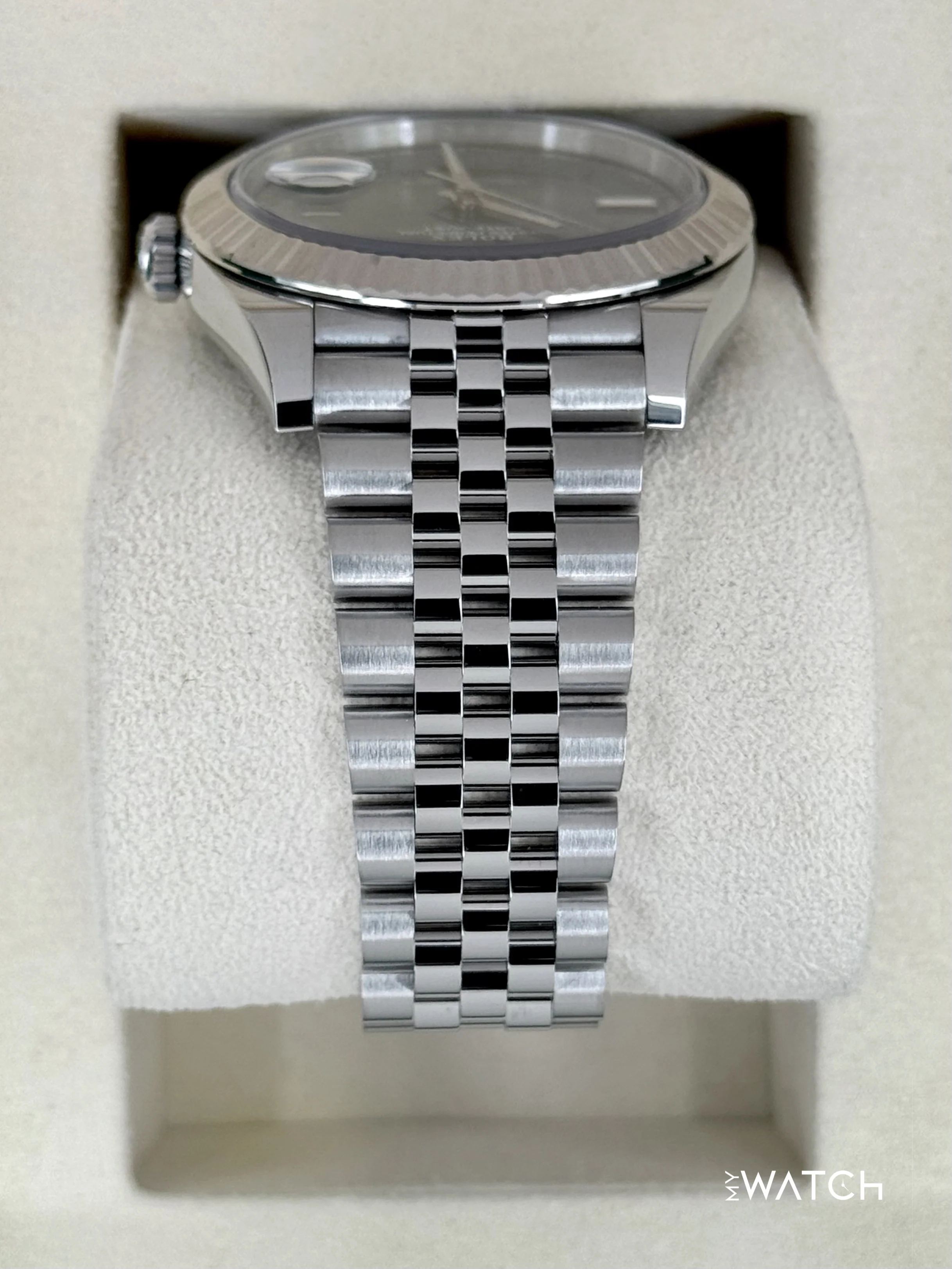 2025 Rolex Datejust 41mm 126334 Jubilee Wimbledon Dial - Image 4
