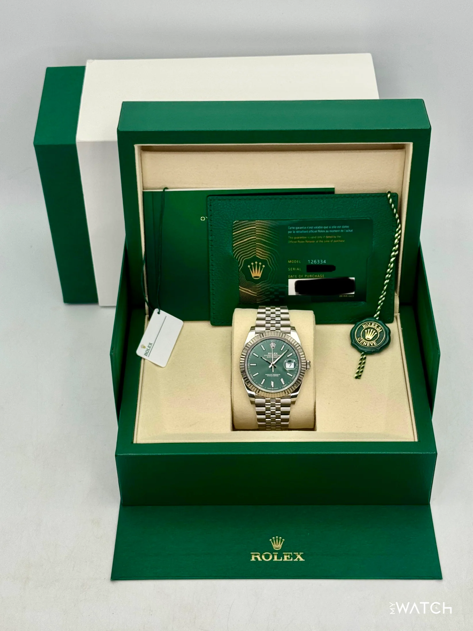 2025 Rolex Datejust 41mm 126334 Stainless Steel Jubilee Green Dial - Image 9