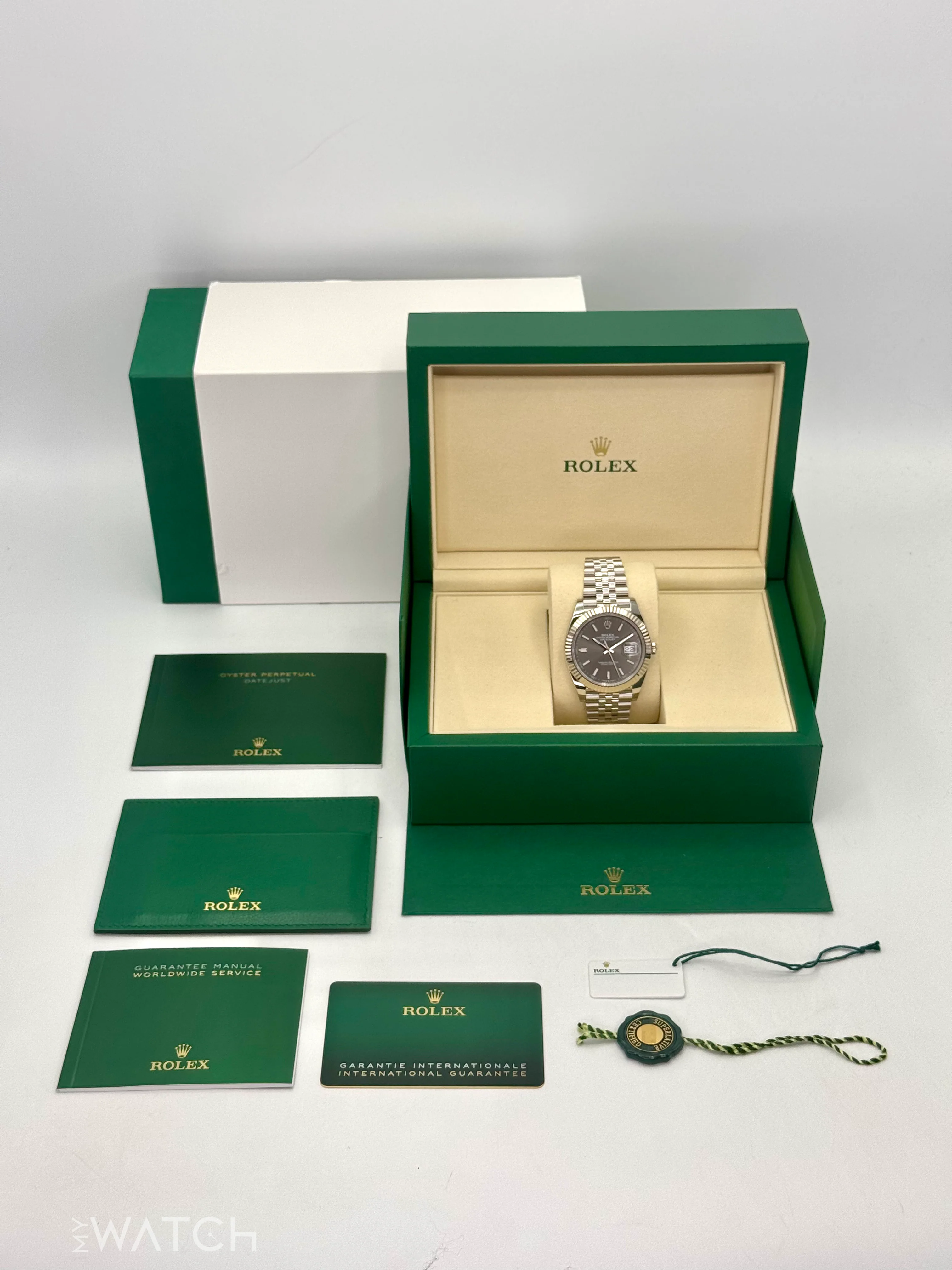 2025 Rolex Datejust 41mm 126334 Stainless Steel Jubilee Rhodium Dial - Image 10