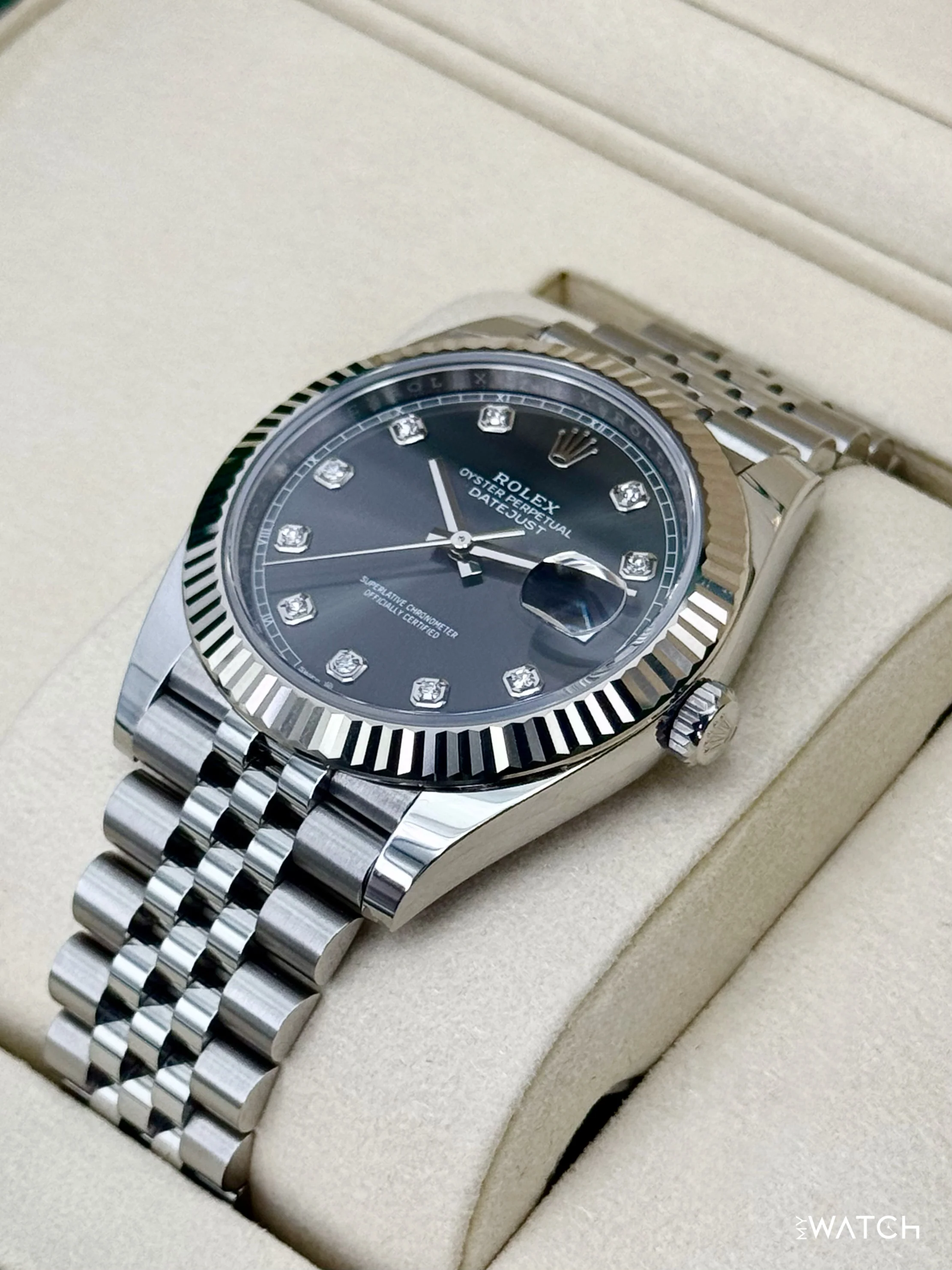 2025 Rolex Datejust 41mm 126334 Stainless Steel Jubilee Rhodium Diamond Dial - Image 5